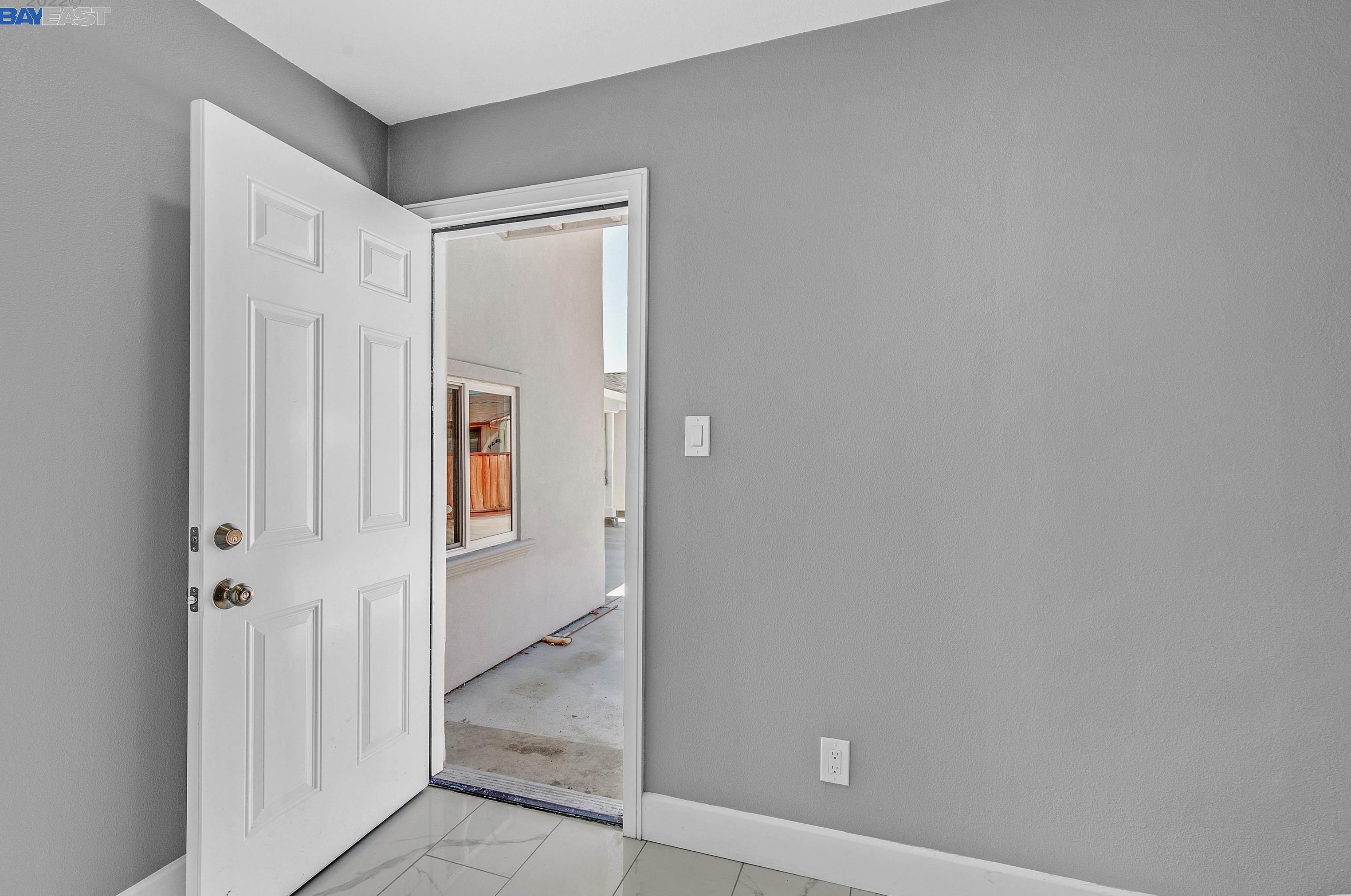 871 Folsom Ave, Hayward, CA 94544