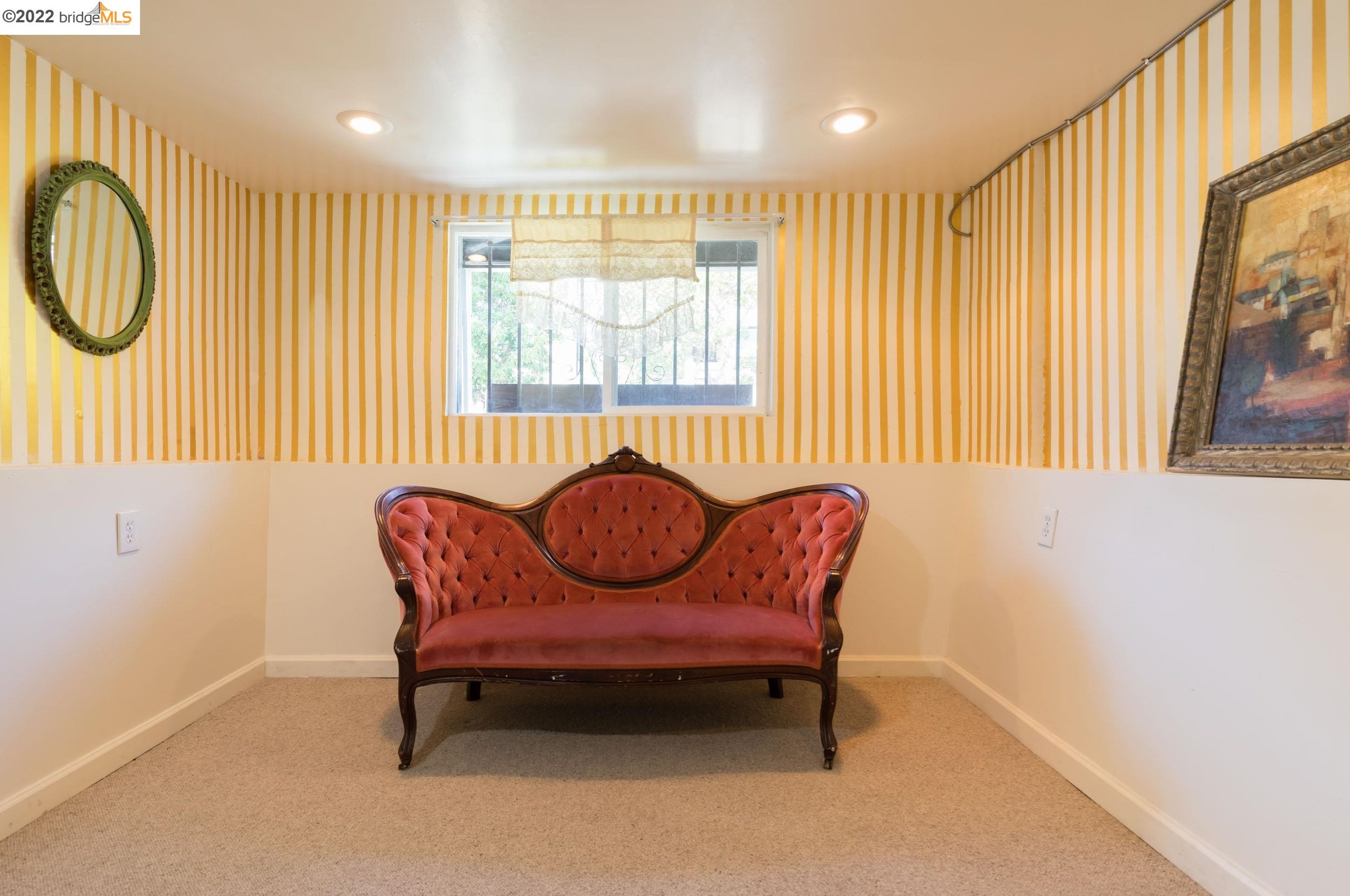 1208 Wood St, Oakland CA  94607-1527 exterior