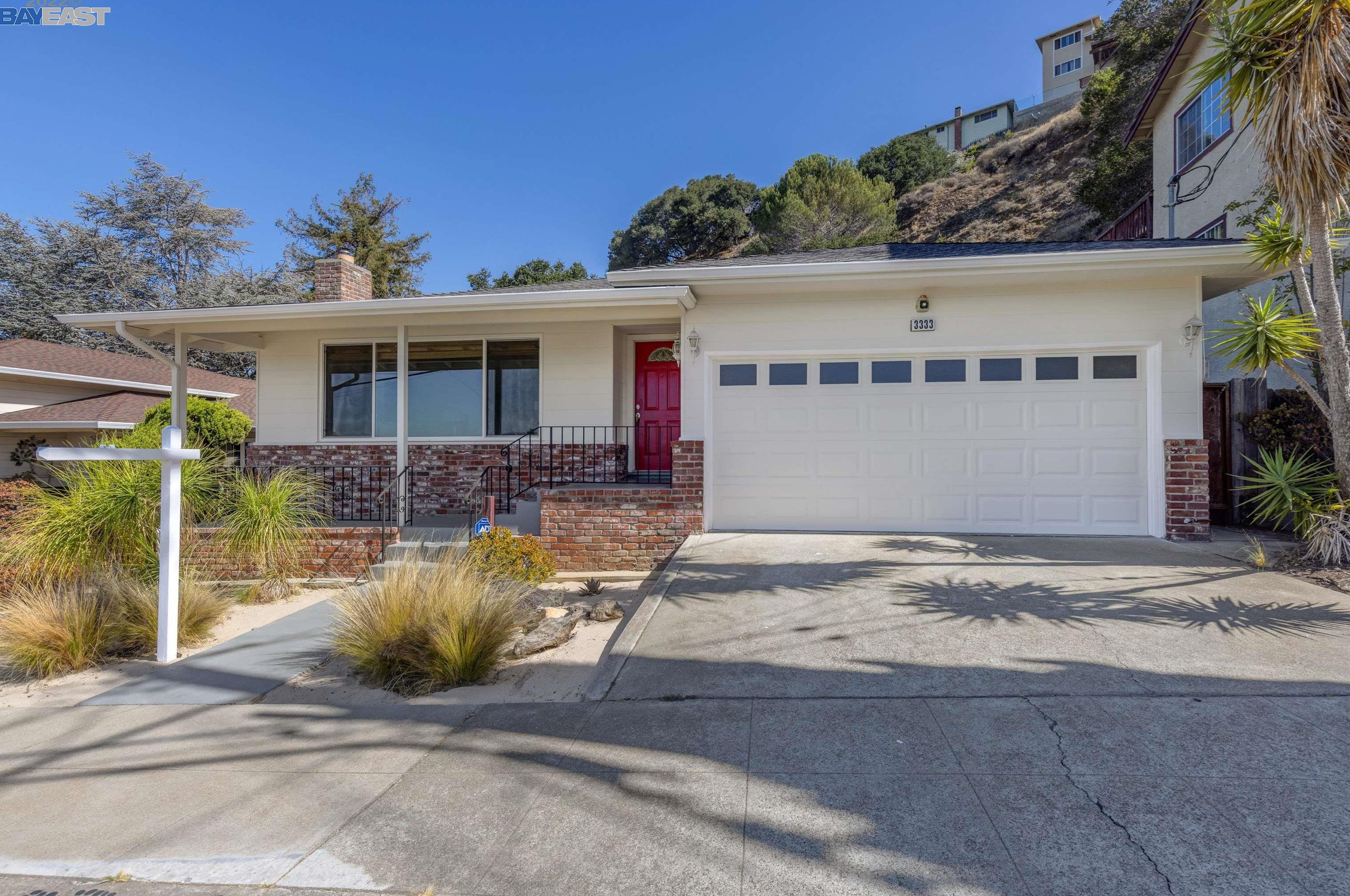 3333 Revere Ave, Oakland, CA 94605-5839