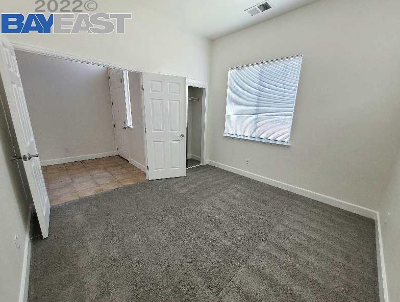 136 Lawlor Ct, West Pittsburg, CA 94565
