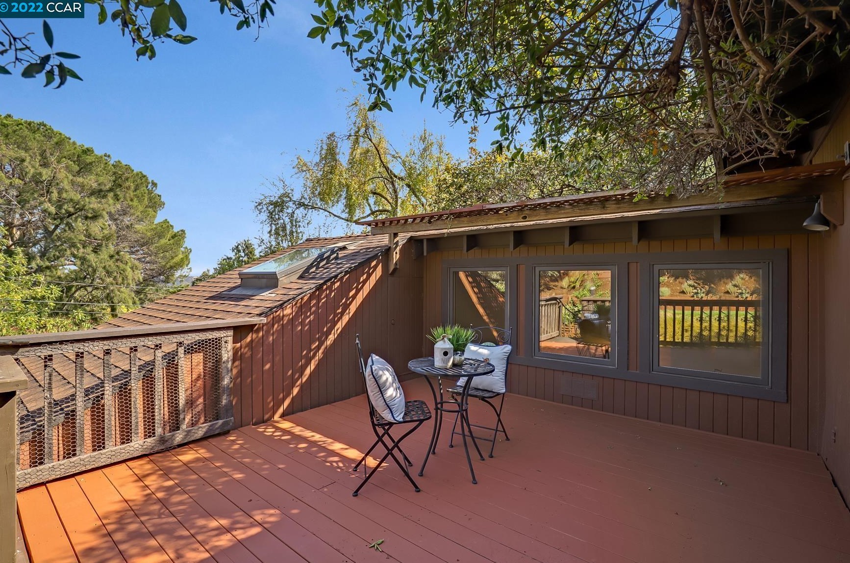 2274 Oakvale Rd, Walnut Creek, CA 94597-3926