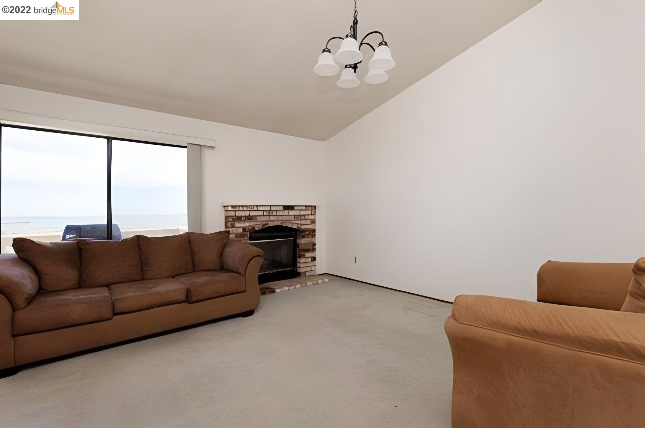 305 Rosemarie Pl, West Pittsburg, CA 94565