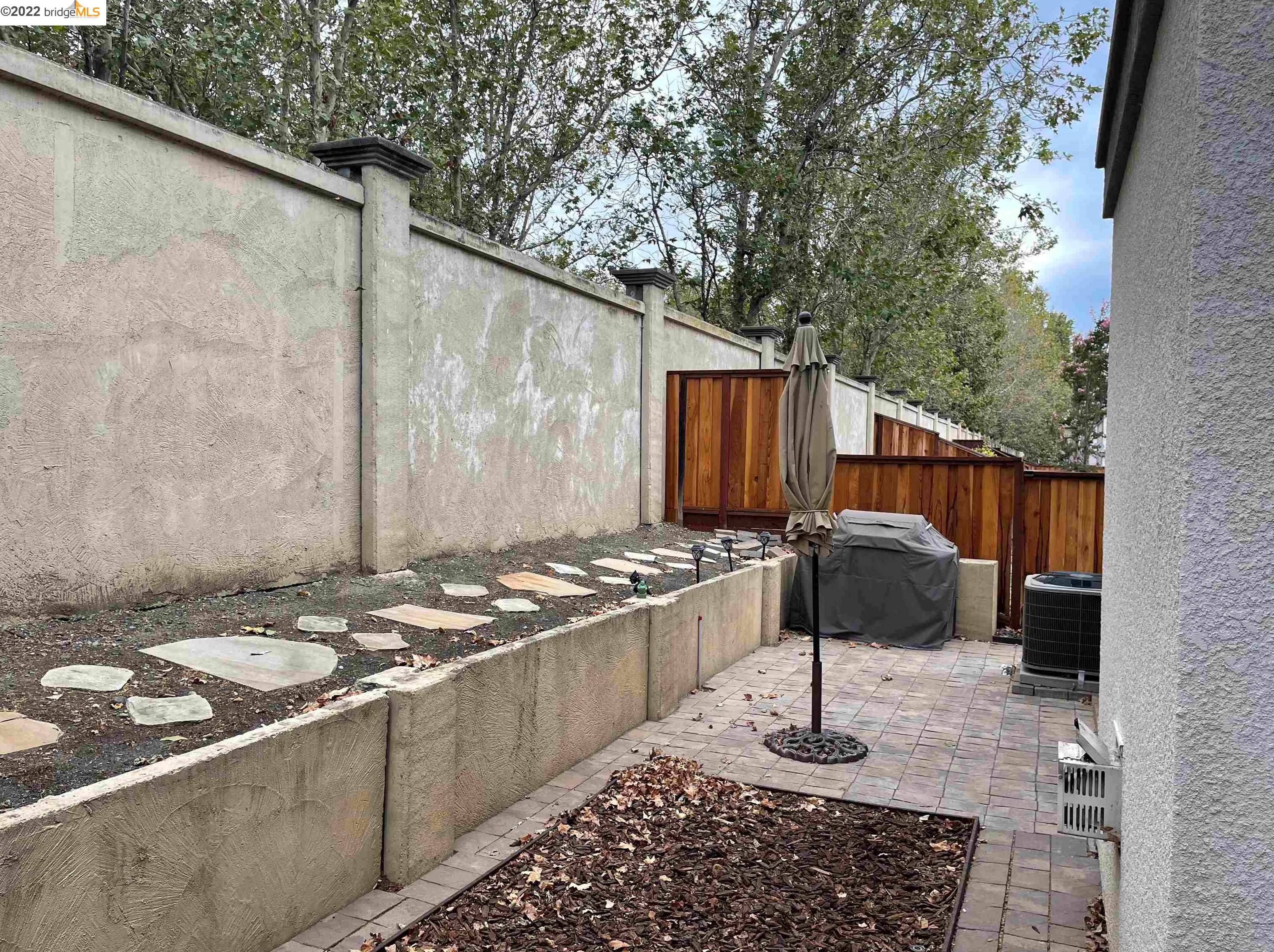 5084 Moscato Ct, Fairfield CA  94534-4137 exterior