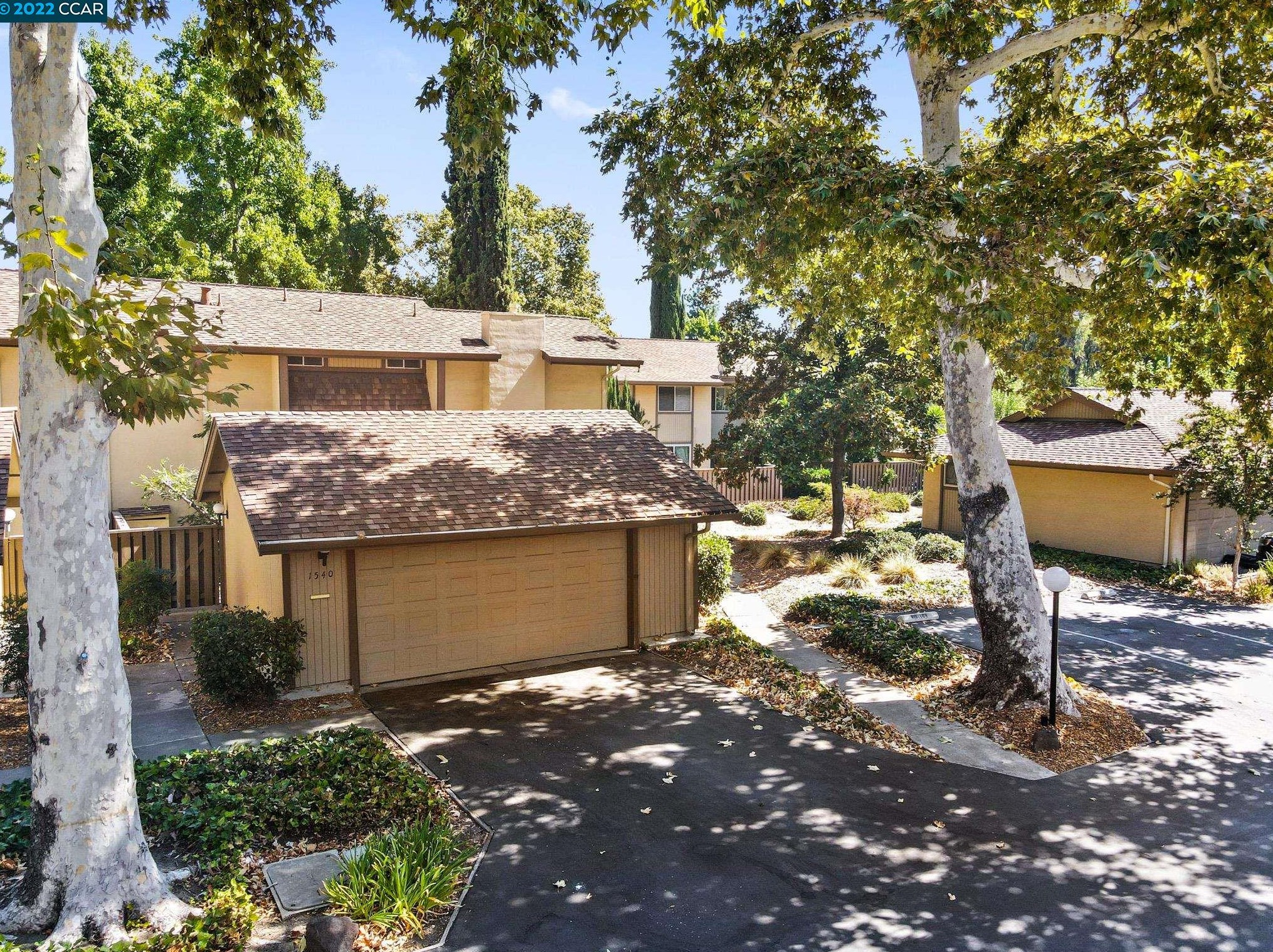 1540 Candelero Dr, Walnut Creek, CA 94598-1006
