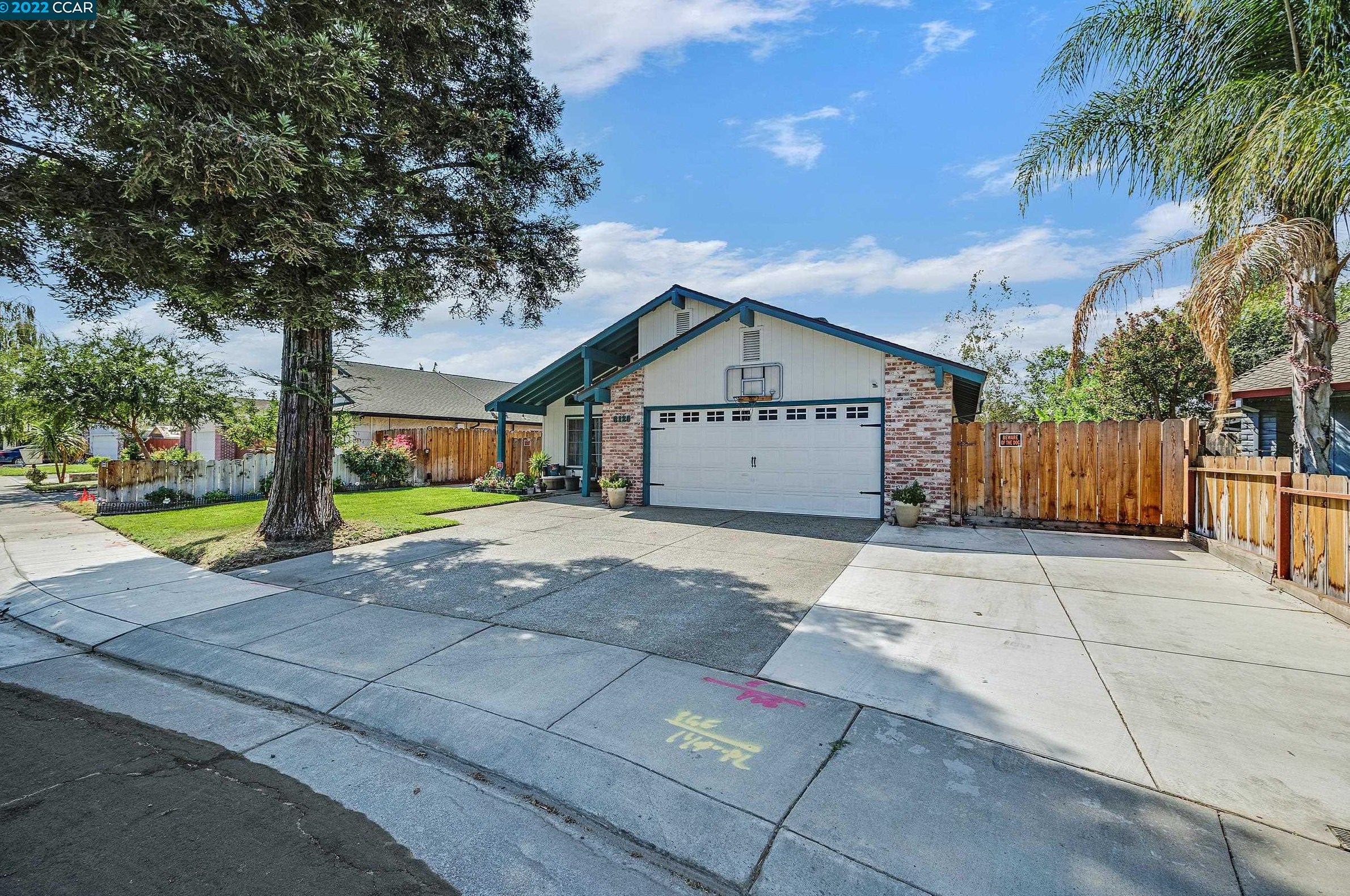 6120 Chickasaw Ct, Manteca, CA 95336