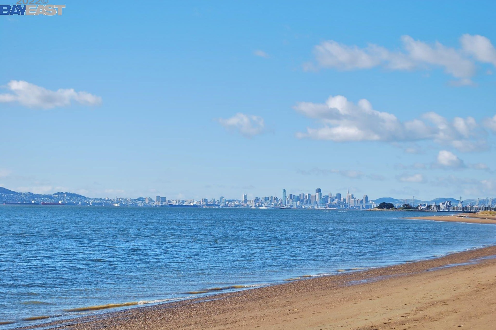 955 Shorepoint Ct, Alameda CA 94501-5874 exterior