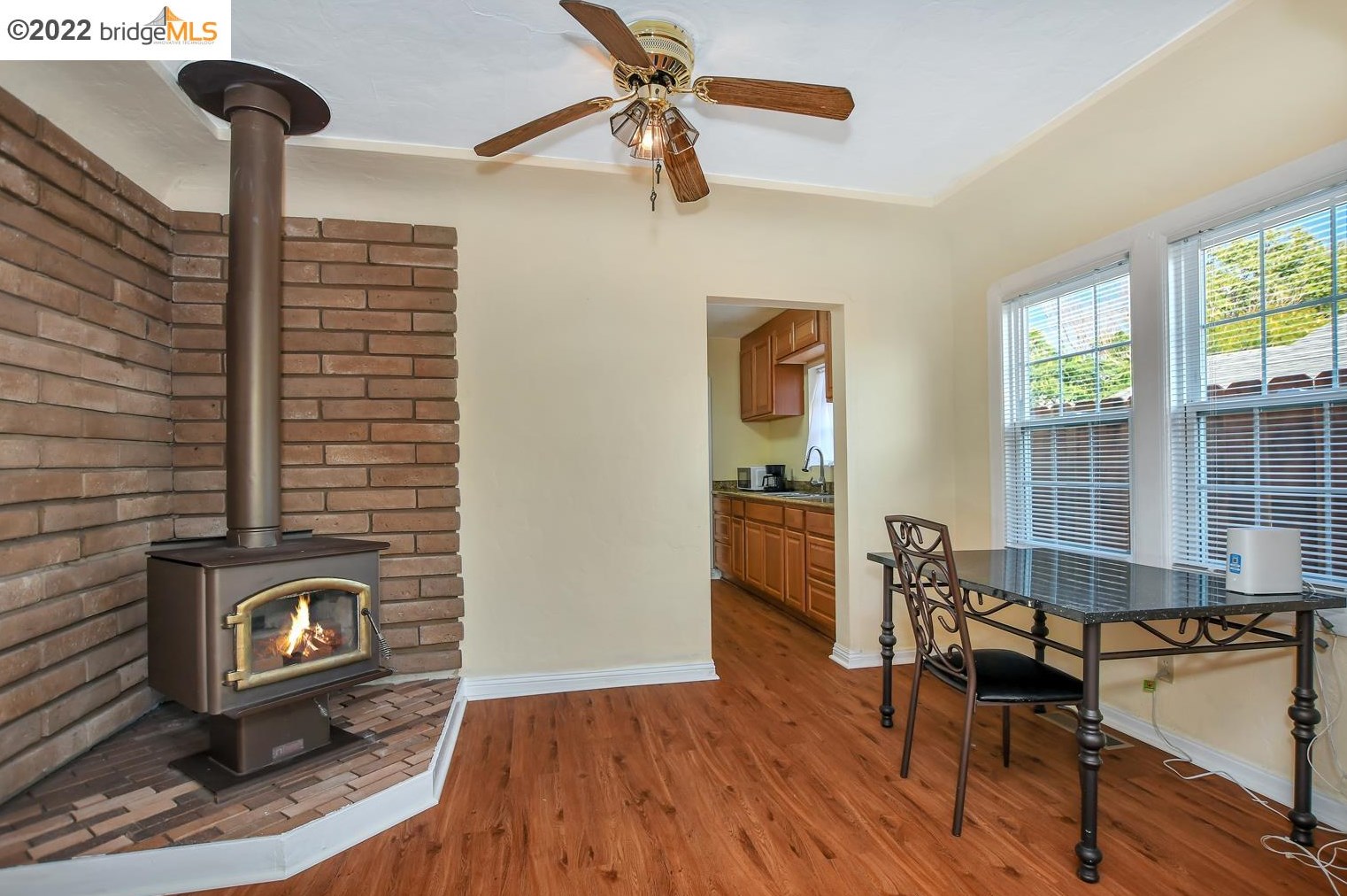 618 14th St, Antioch, CA 94509-2233