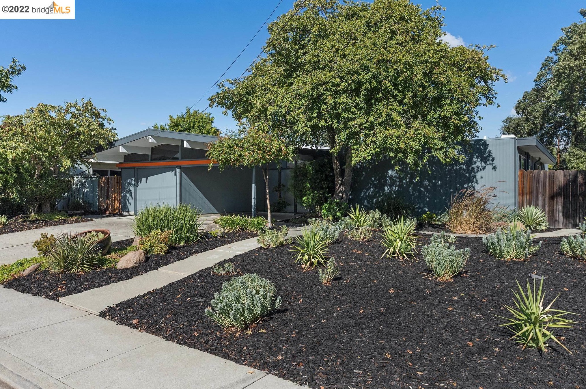 2630 San Carlos Dr, Walnut Creek, CA 94598-3112