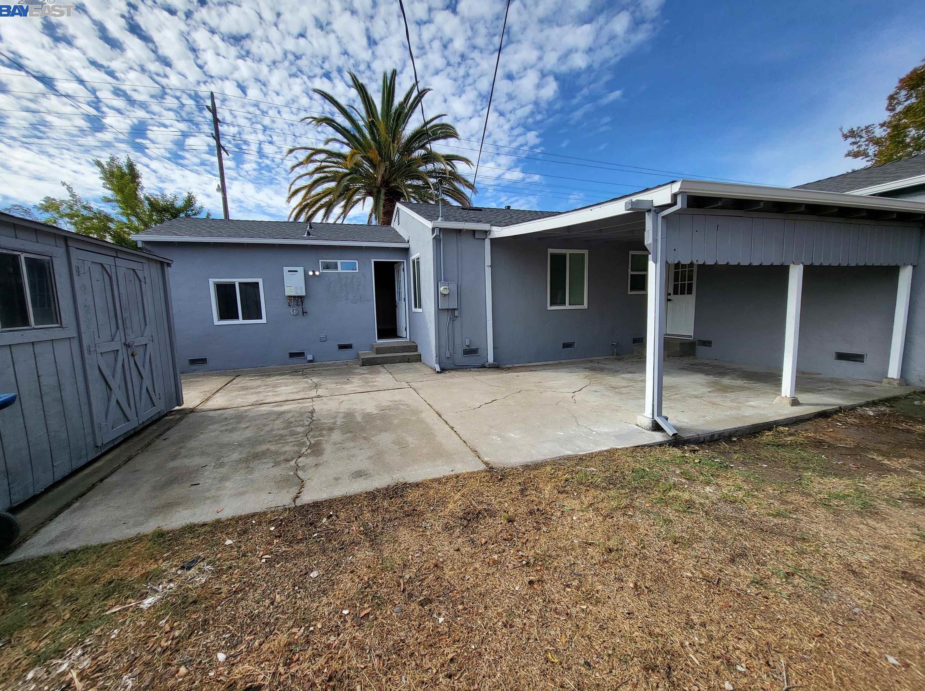 1433 Fruitridge Rd, Sacramento CA  95822-3031 exterior