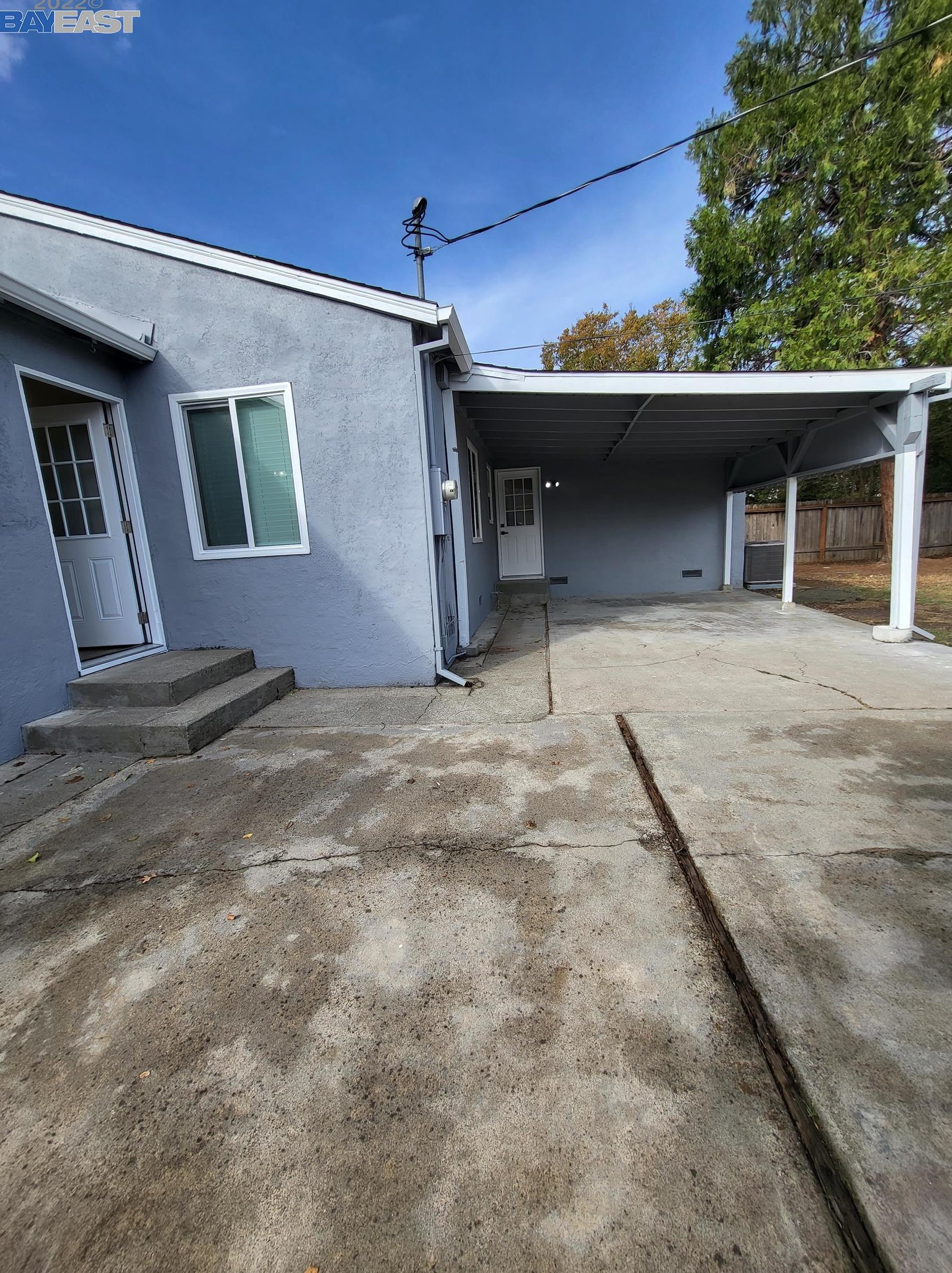 1433 Fruitridge Rd, Sacramento CA  95822-3031 exterior