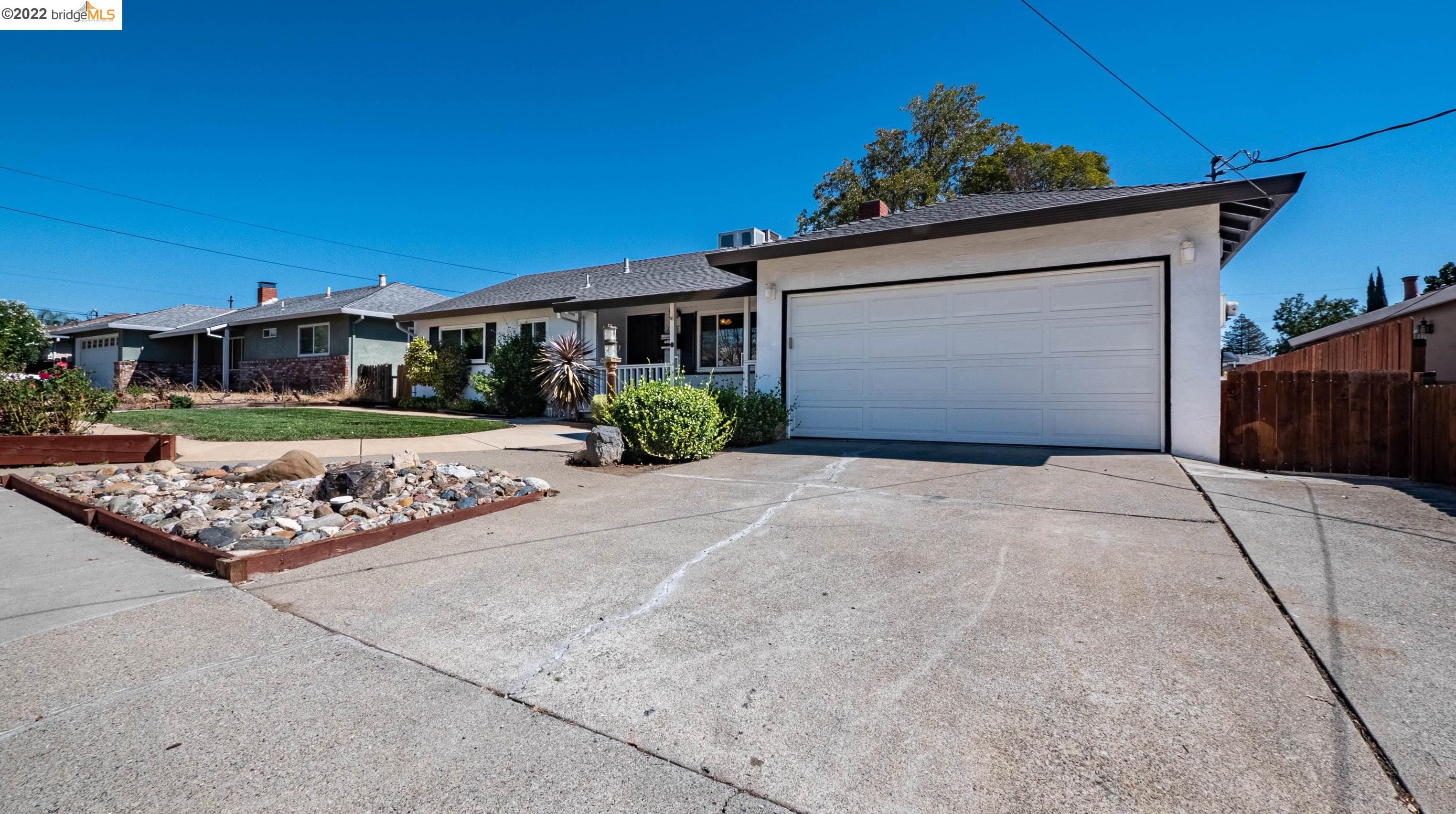 1305 Louis Dr, Antioch, CA 94509-2405