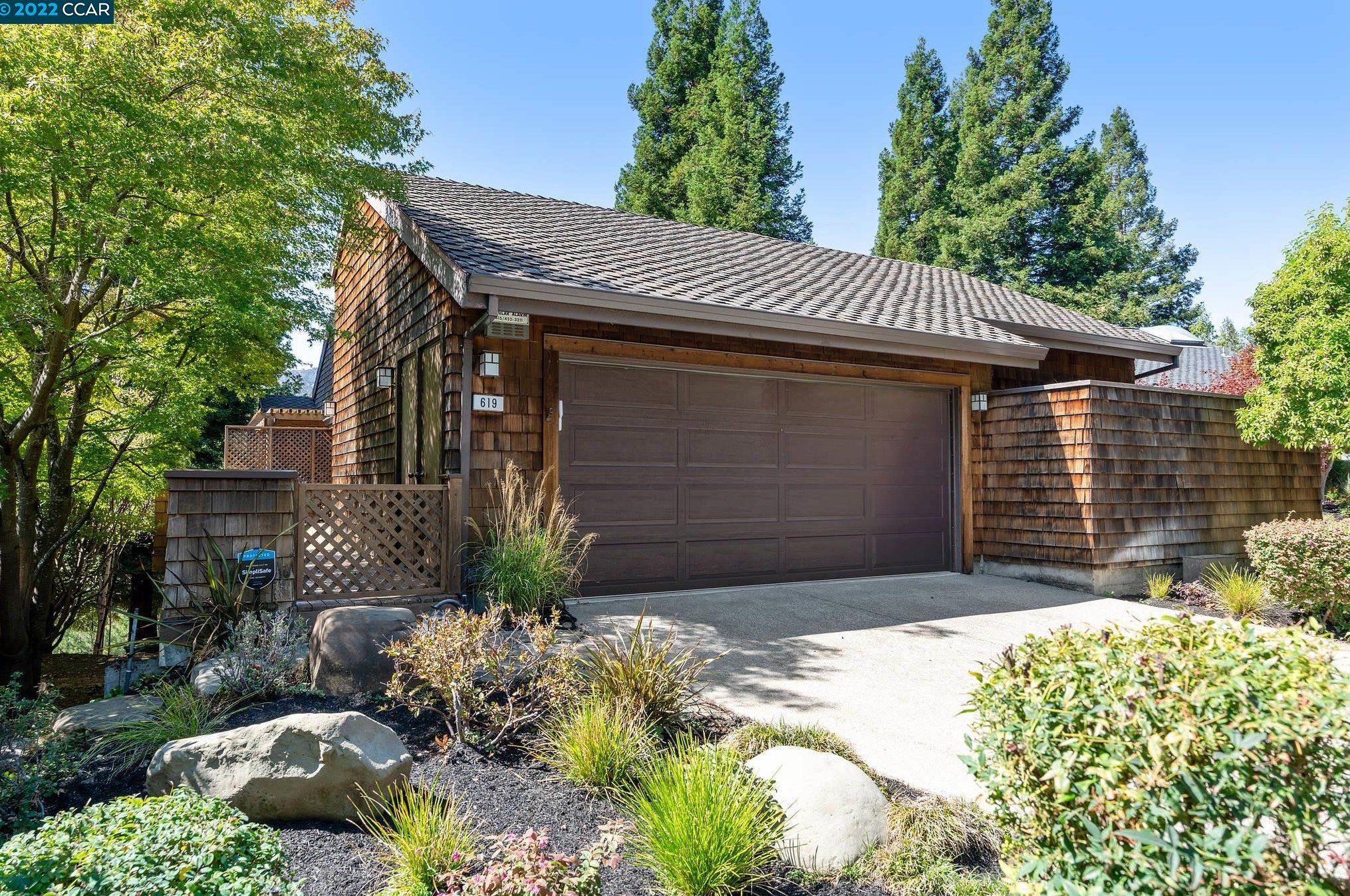 619 Watchwood Rd, Orinda, CA 94563