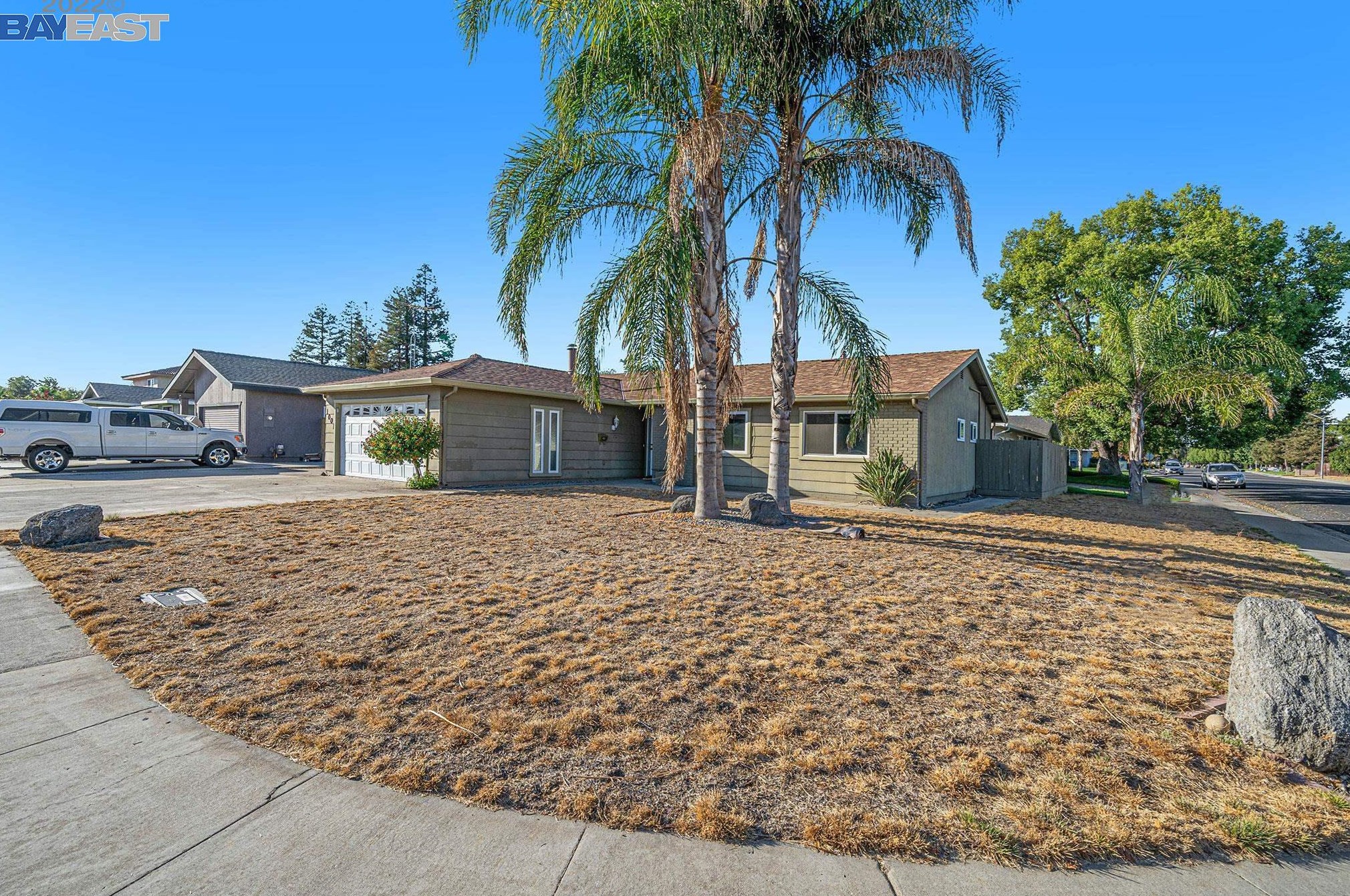 1001 Stuart St, Ripon, CA 95366