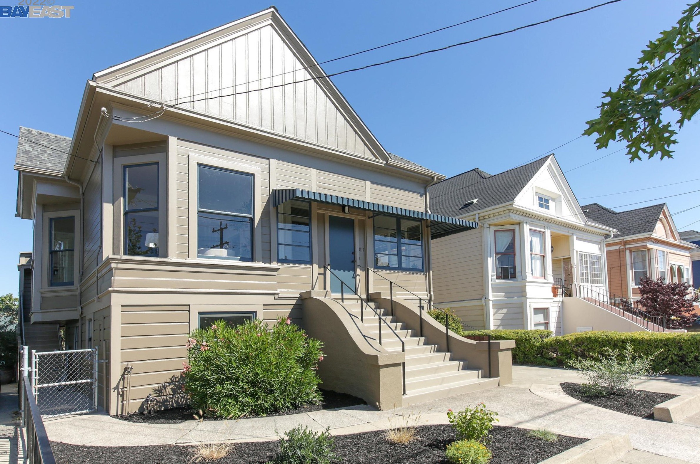 817 Santa Clara Ave, Alameda, CA 94501-3417