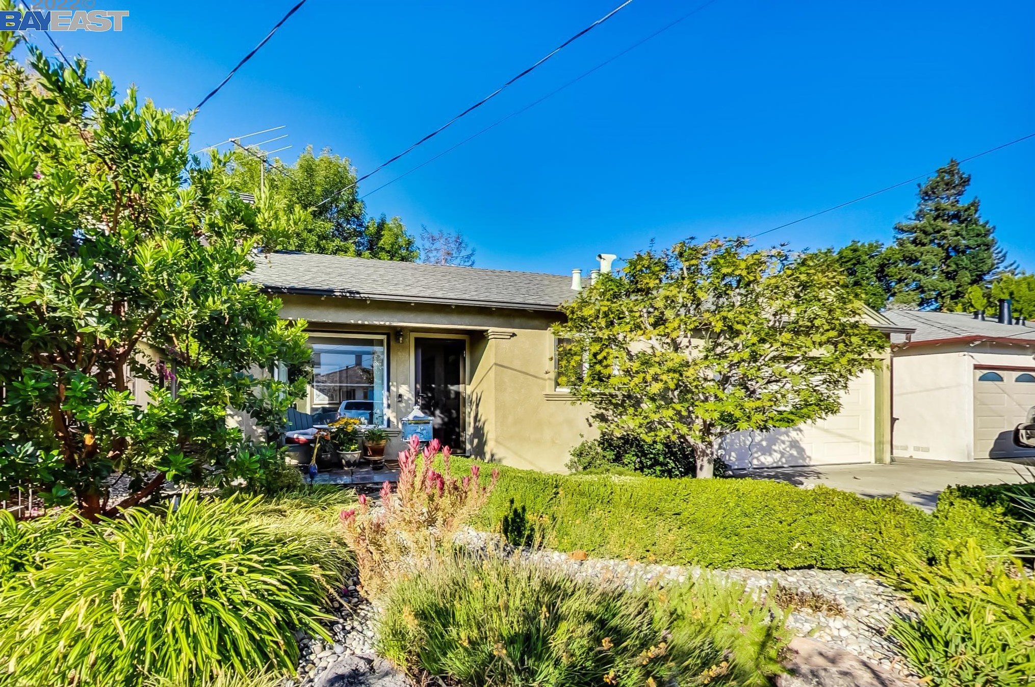 24047 Edloe Dr, Hayward, CA 94541