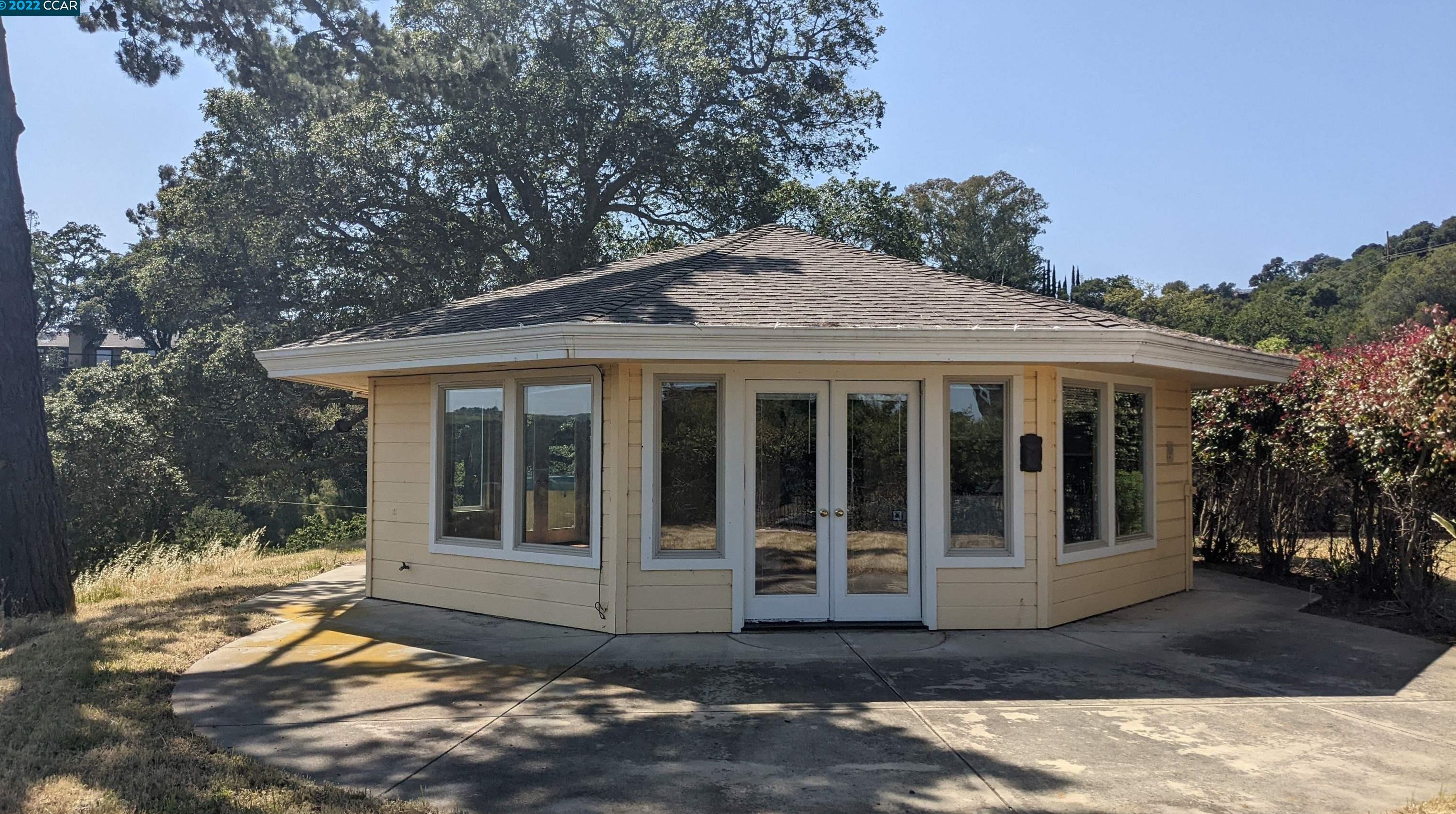 1129 Brown Ave, Lafayette CA  94549-3101 exterior