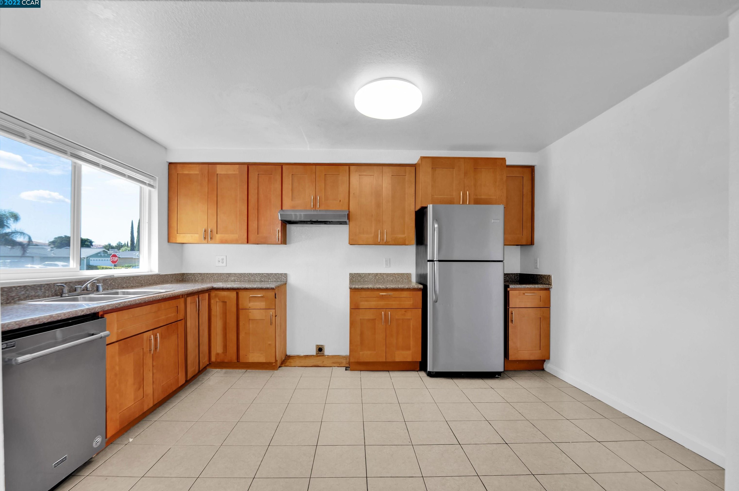 267 Summerfield Dr, West Pittsburg, CA 94565