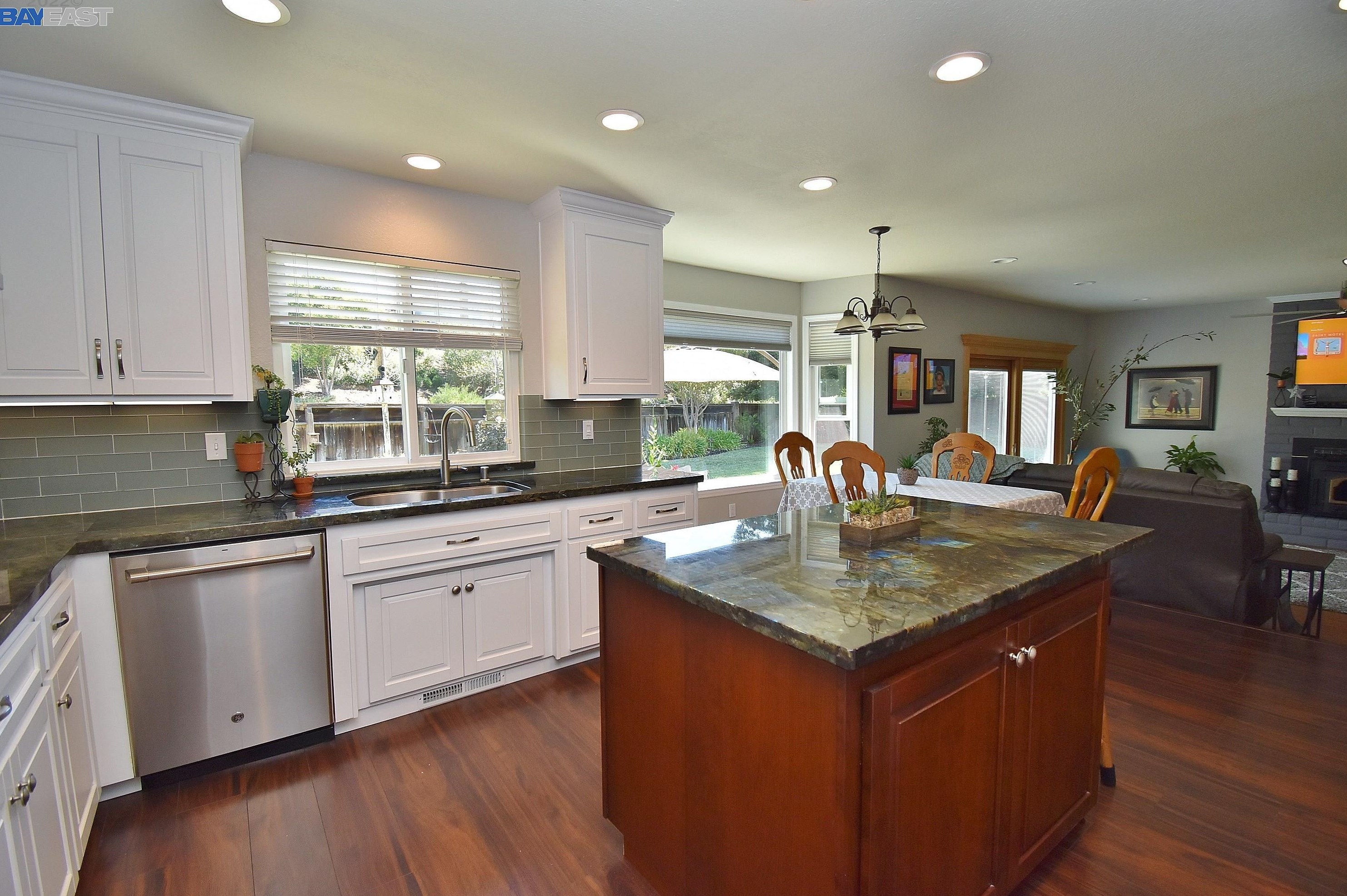 6735 Pearl Pl, Pleasanton, CA 94568