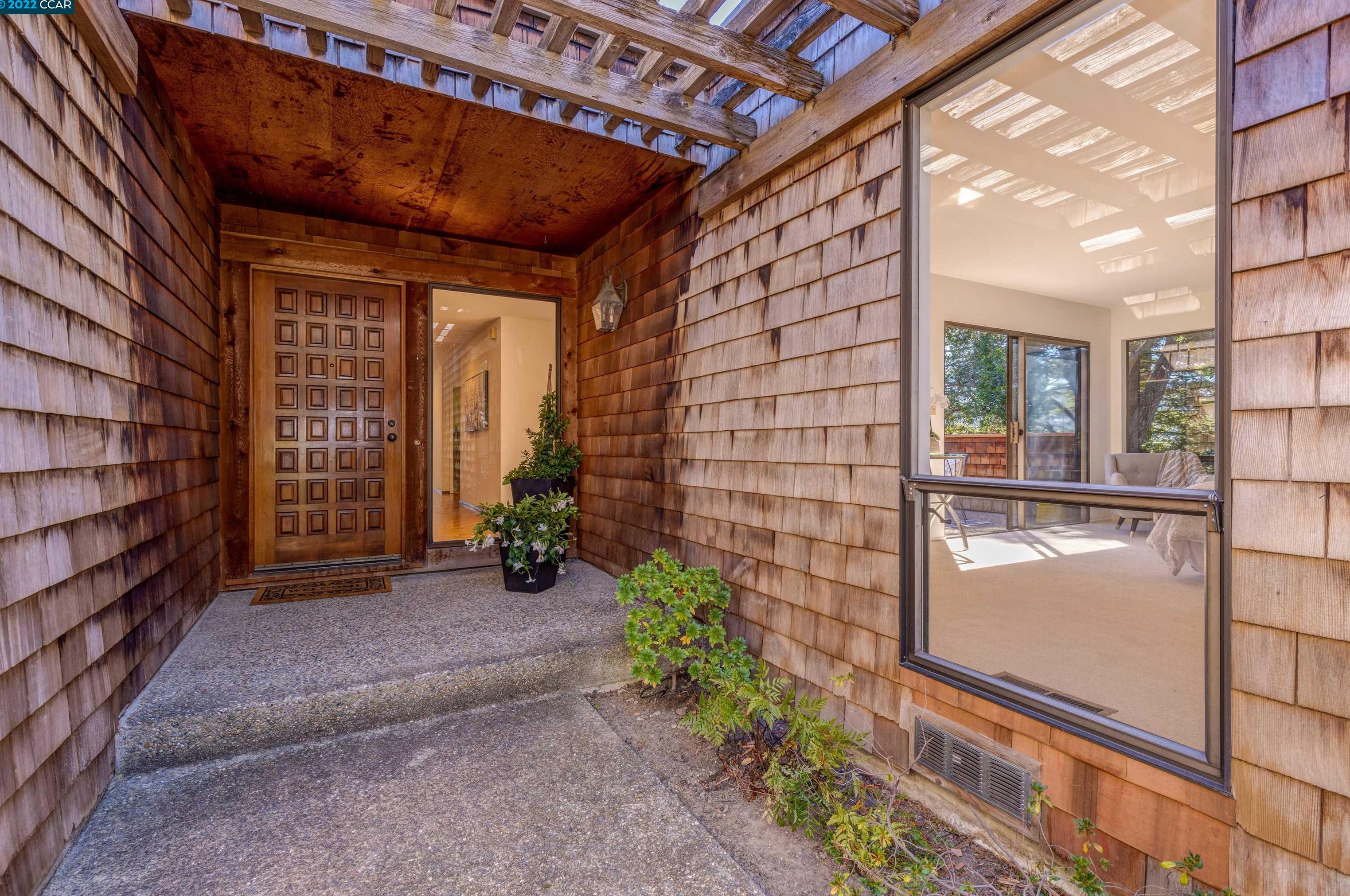 205 Village Gate Rd, Orinda, CA 94563