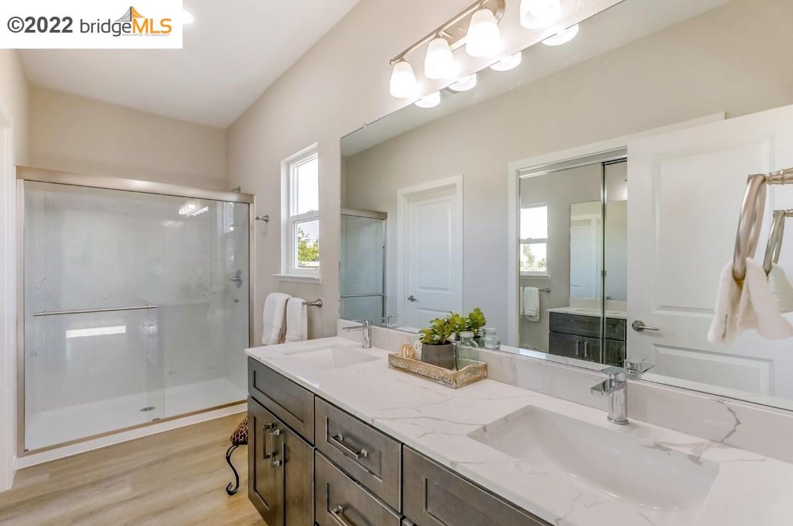 3410 Concord Ave, Los Angeles CA  94513-4506 exterior