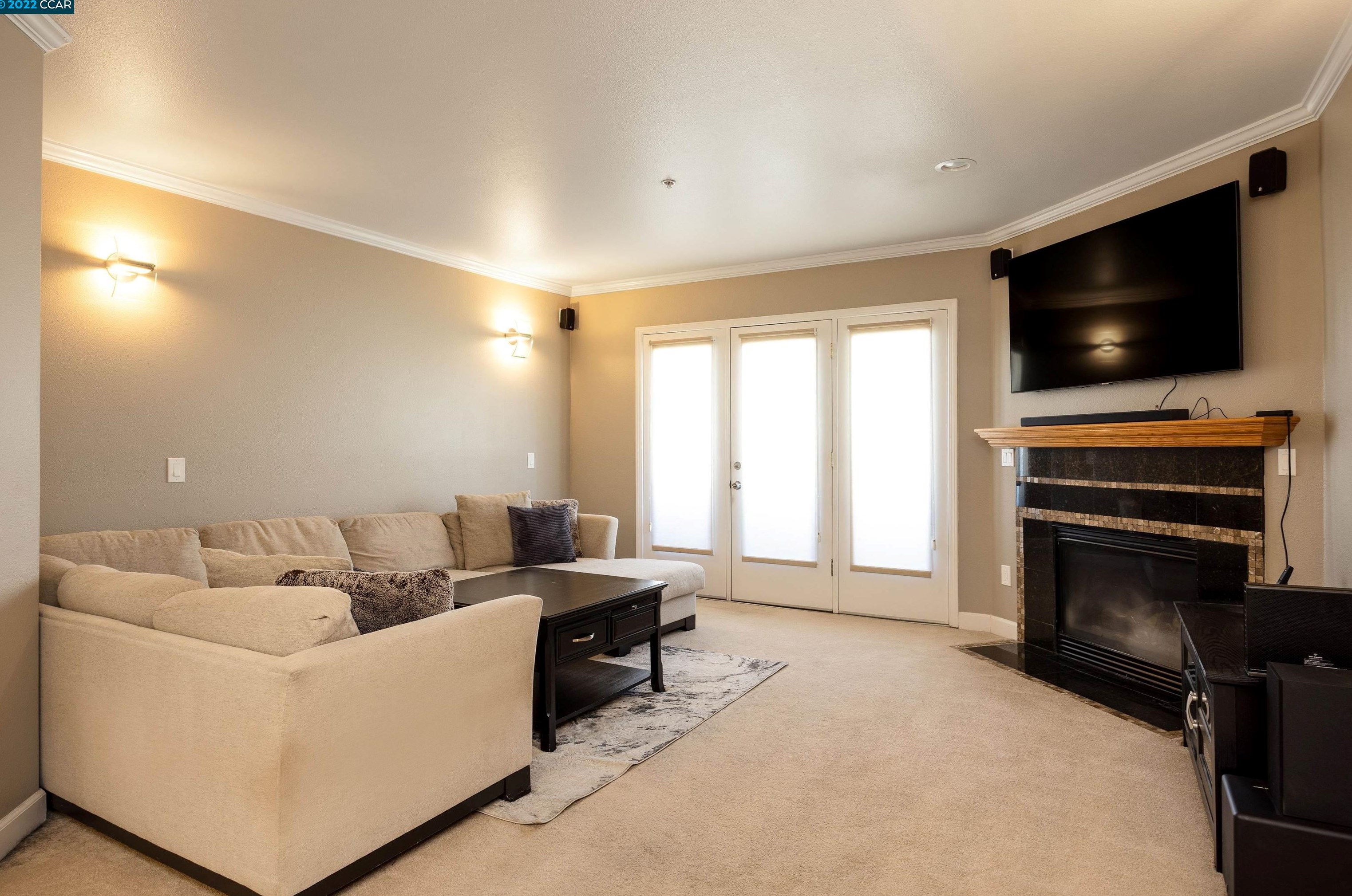 852 Diablo Ave #203, Novato, CA 94947