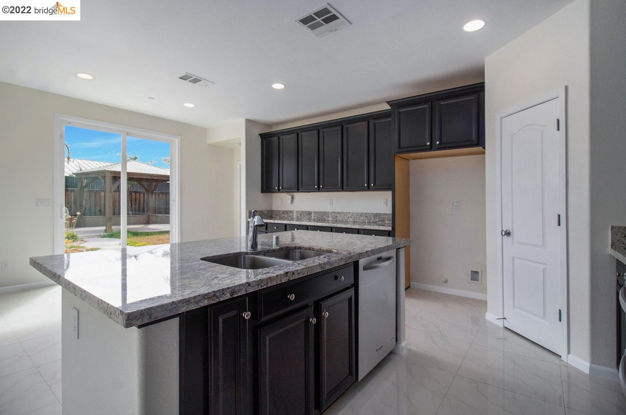 418 Sonnet Ct, Oakley, CA 94561