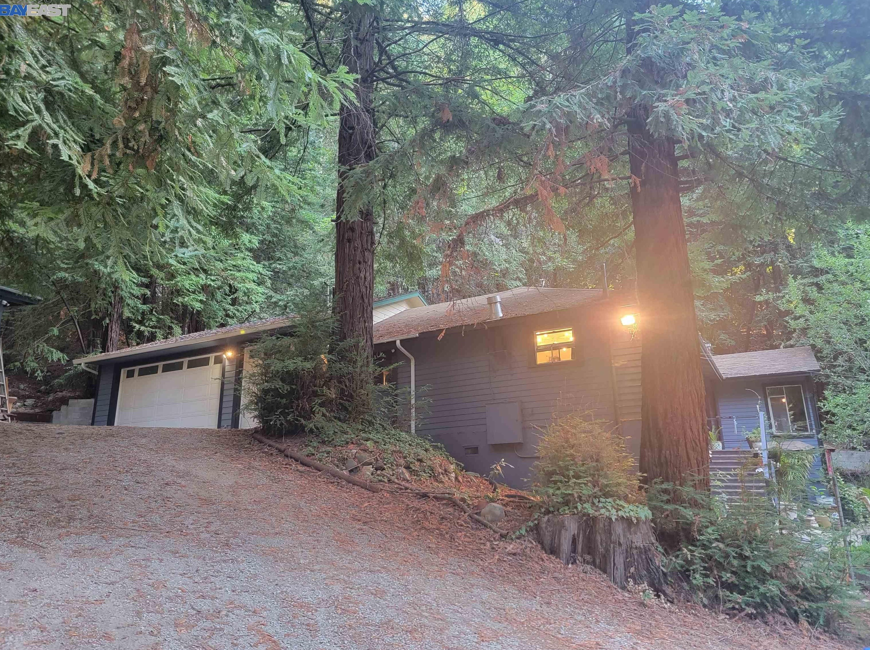 17160 Laurel Rd, Los Gatos, CA 95033