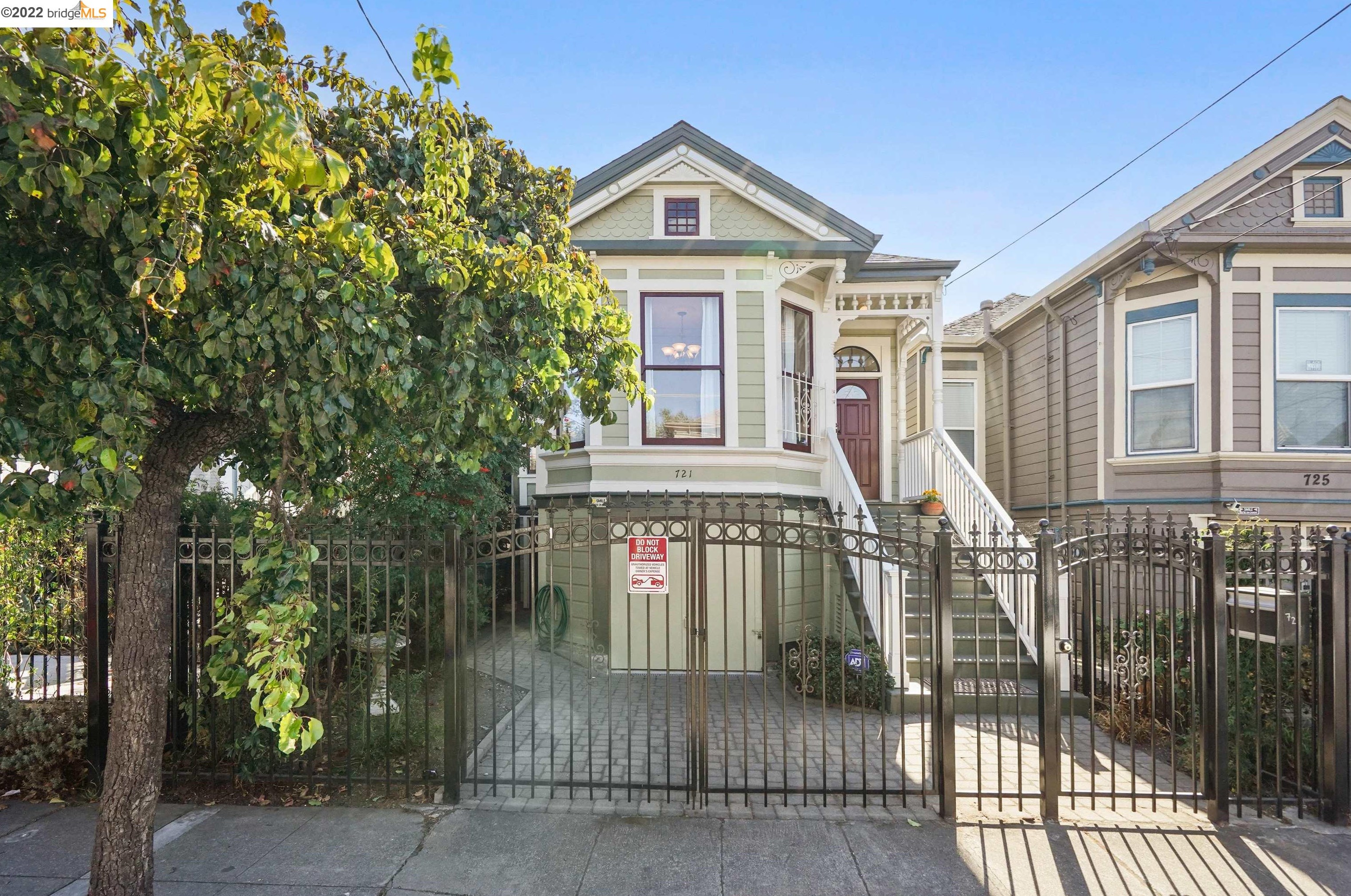 721 Sycamore St, Oakland, CA 94612-1138