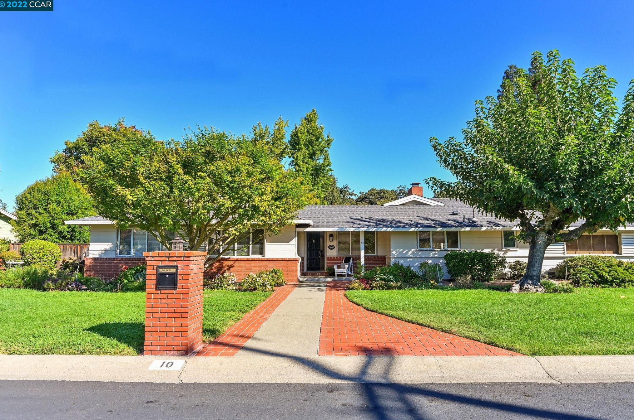 10 Frances Way, Walnut Creek, CA 94597-2121