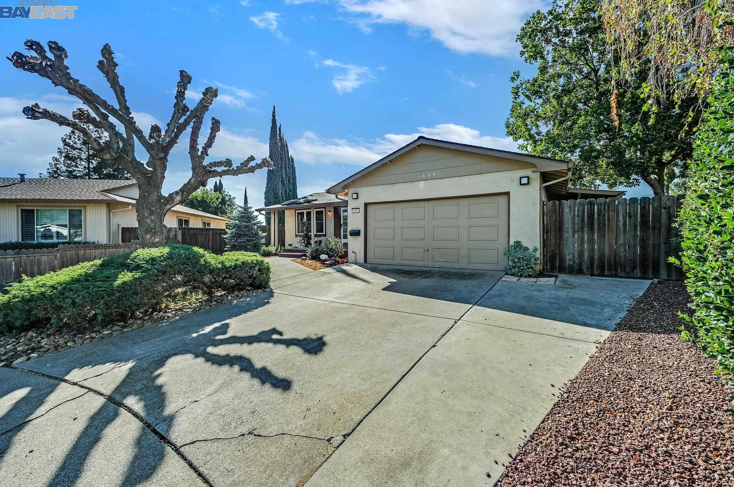 1609 Francisco Ct, Antioch, CA 94509-5352