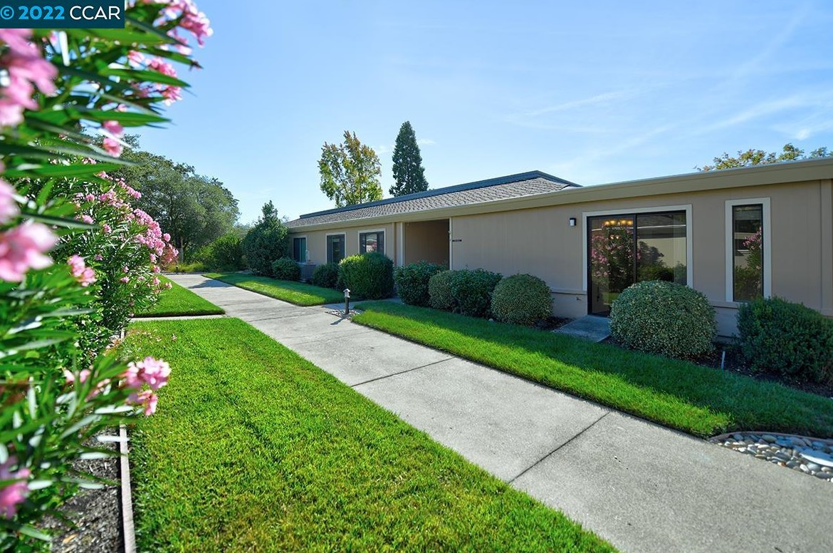 1580 Golden Rain Rd, Walnut Creek CA 94595-2103 exterior