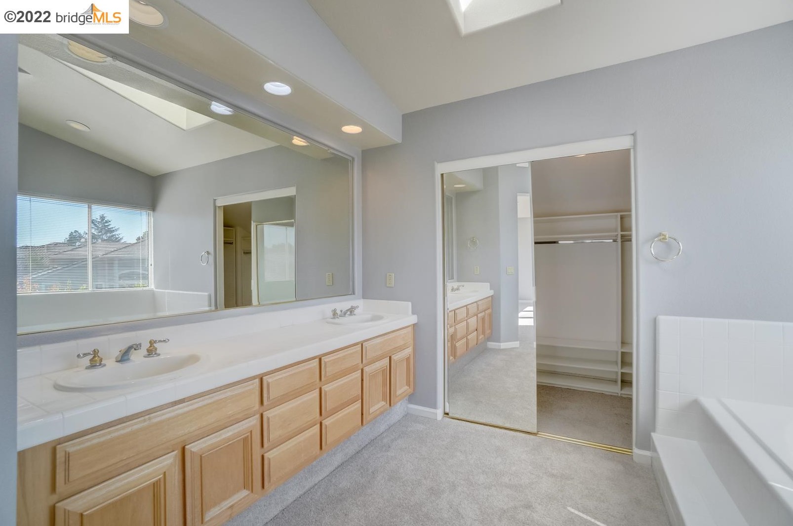 1806 Pembridge St, Petaluma CA  94954-8576 exterior