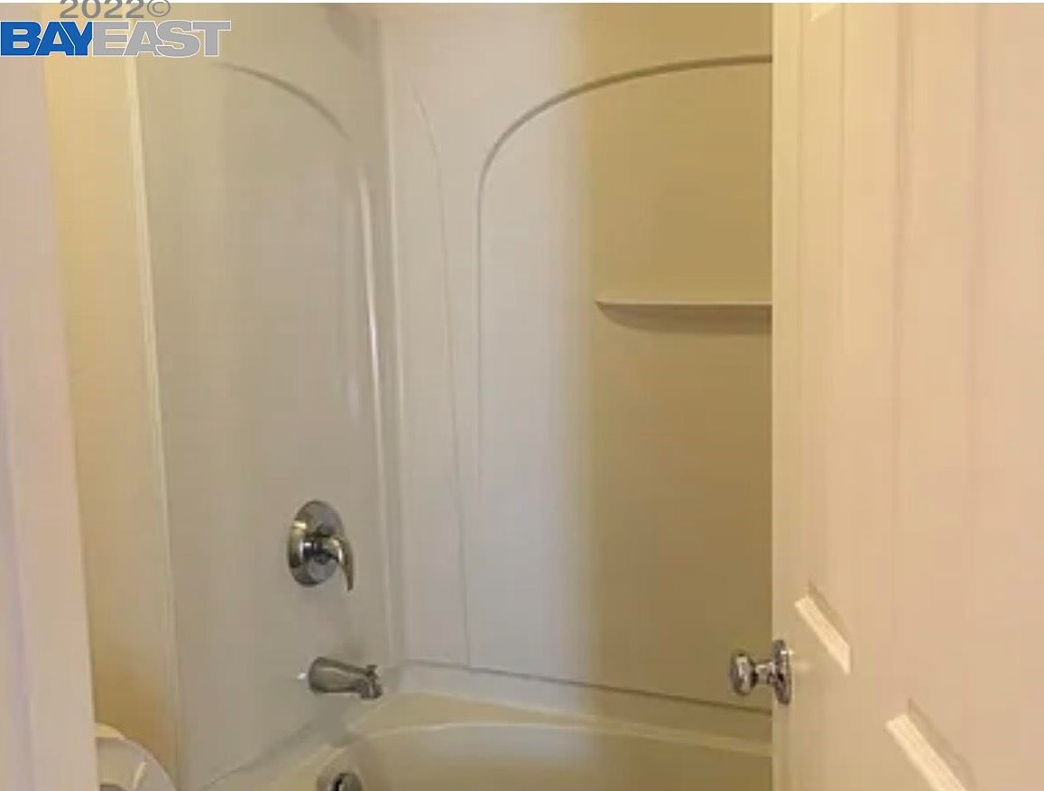 1825 Liquid Amber Ln, Ceres CA 95307-7418 exterior