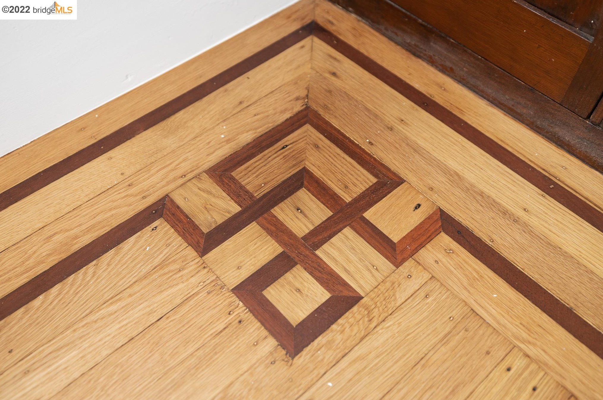 720 21 St, Oakland CA 94606-2014 exterior