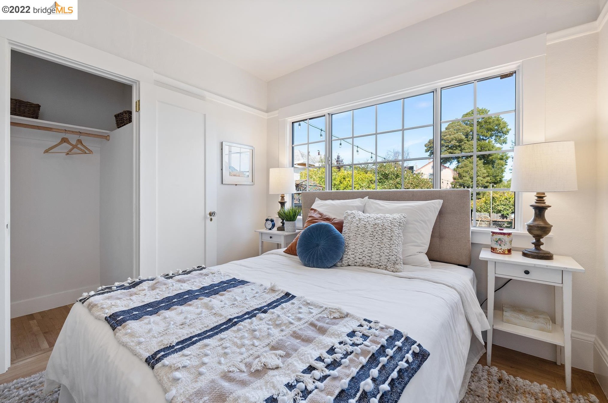 720 21 St, Oakland CA 94606-2014 exterior