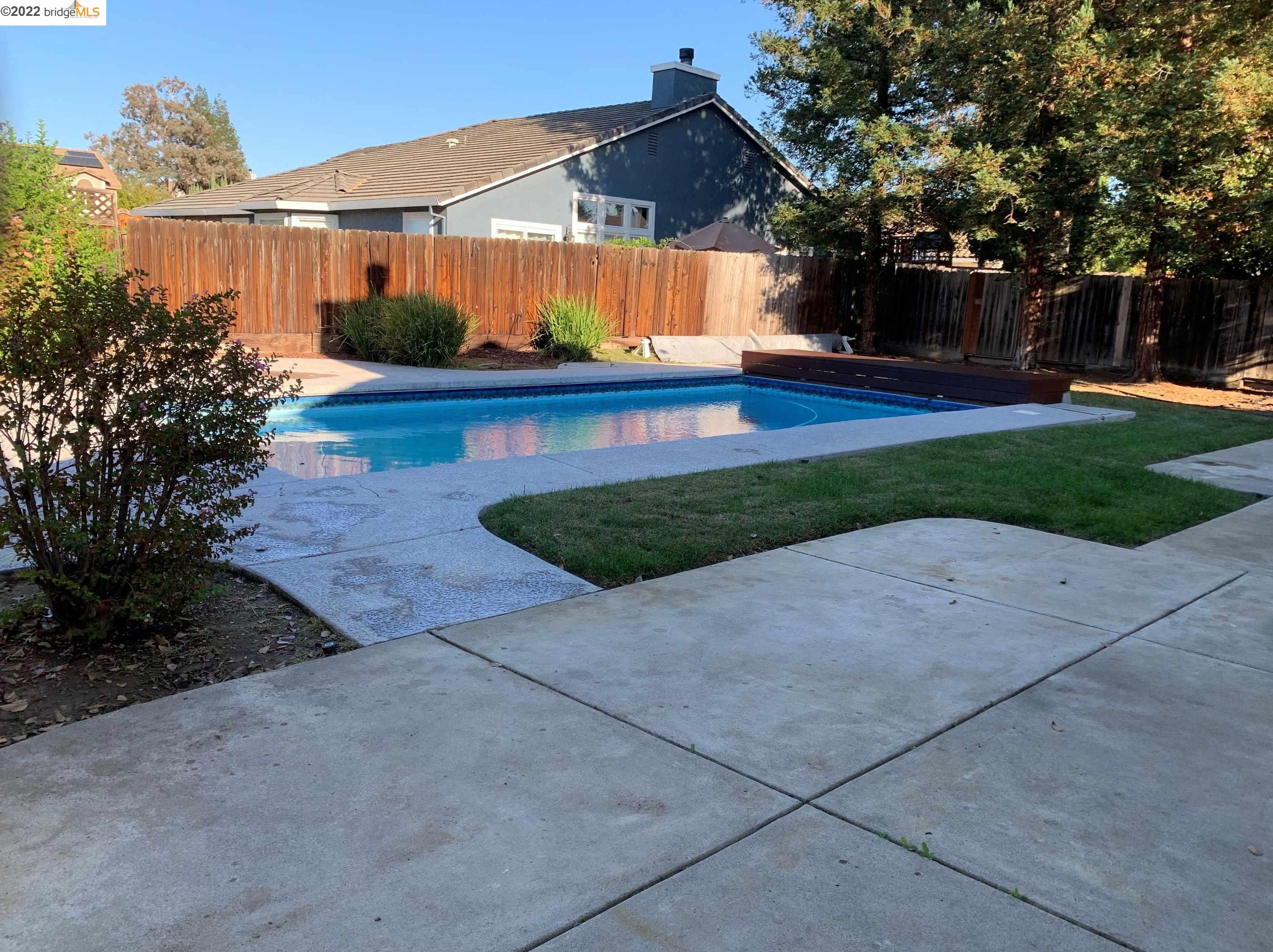 5225 Feather Way, Antioch CA  94531-9025 exterior