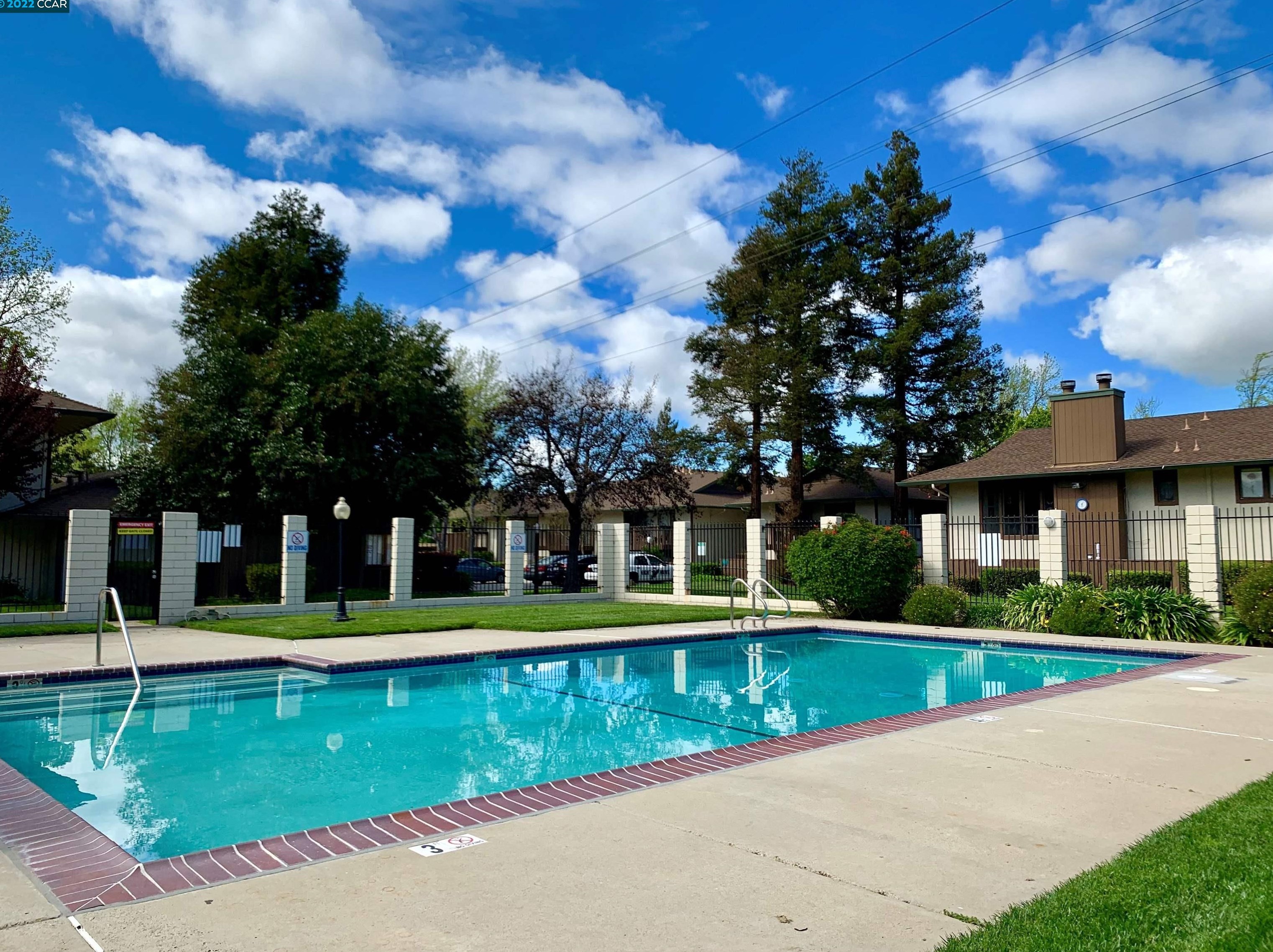 2410 Shadow Ln, Antioch CA  94509-3159 exterior