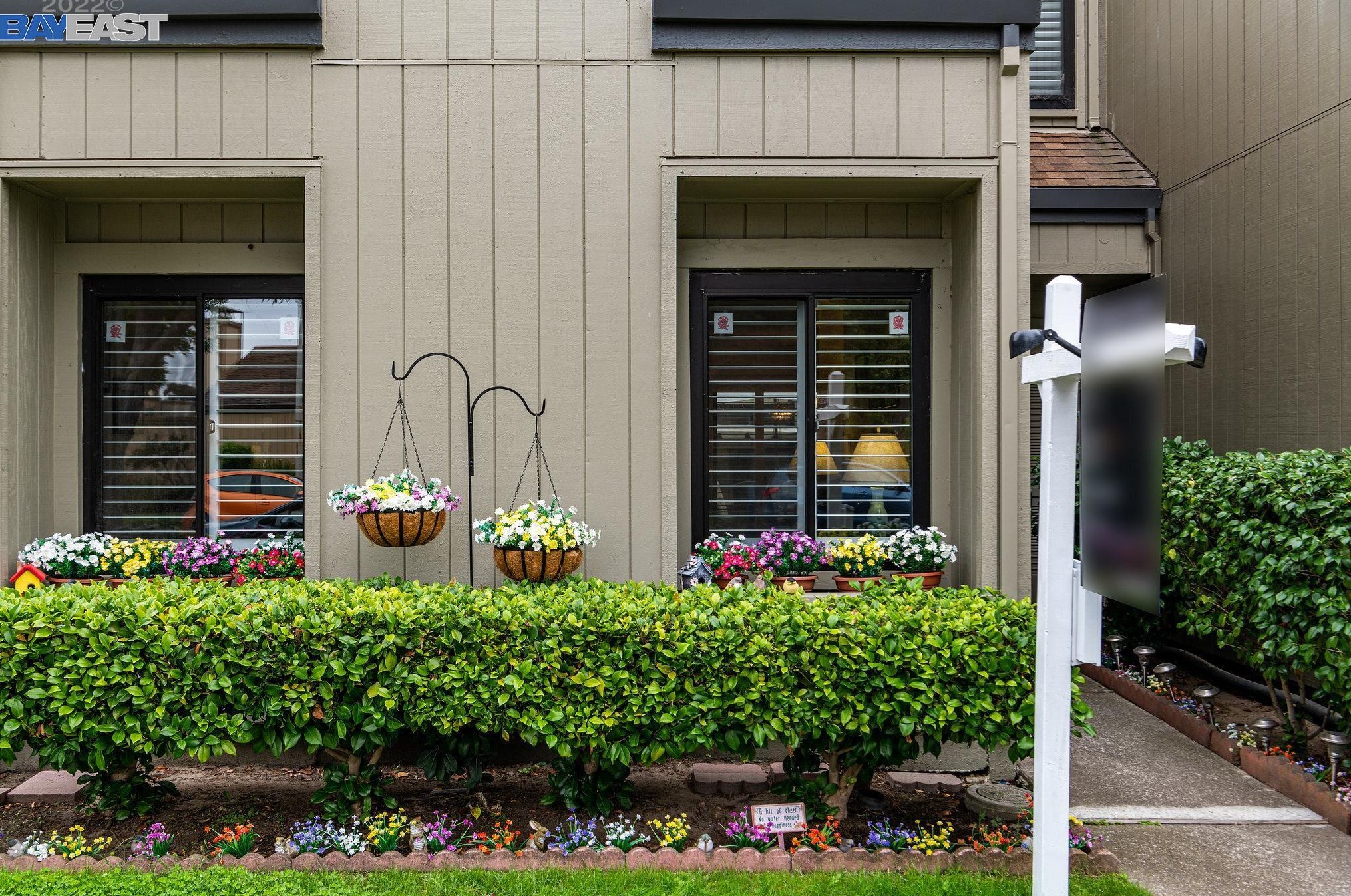 1138 Holly St, Alameda, CA 94502-7061