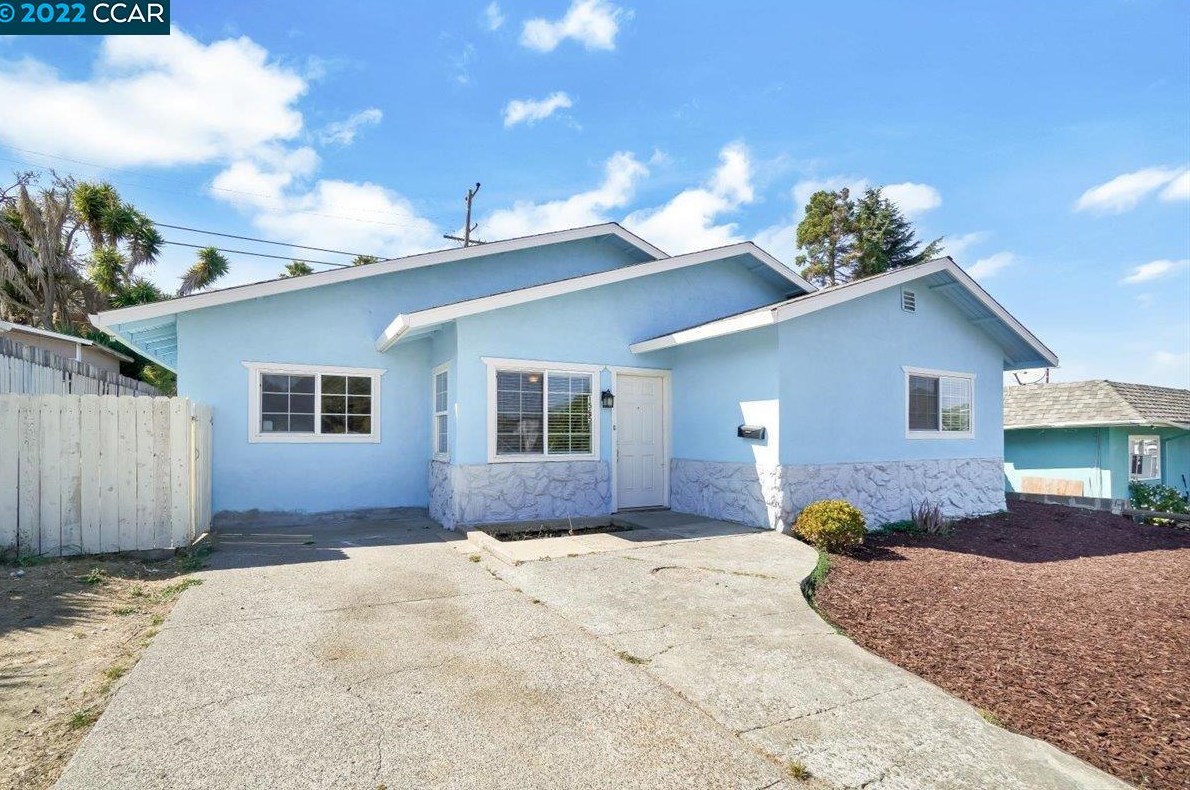 1565 Magazine St, Vallejo, CA 94591-8236