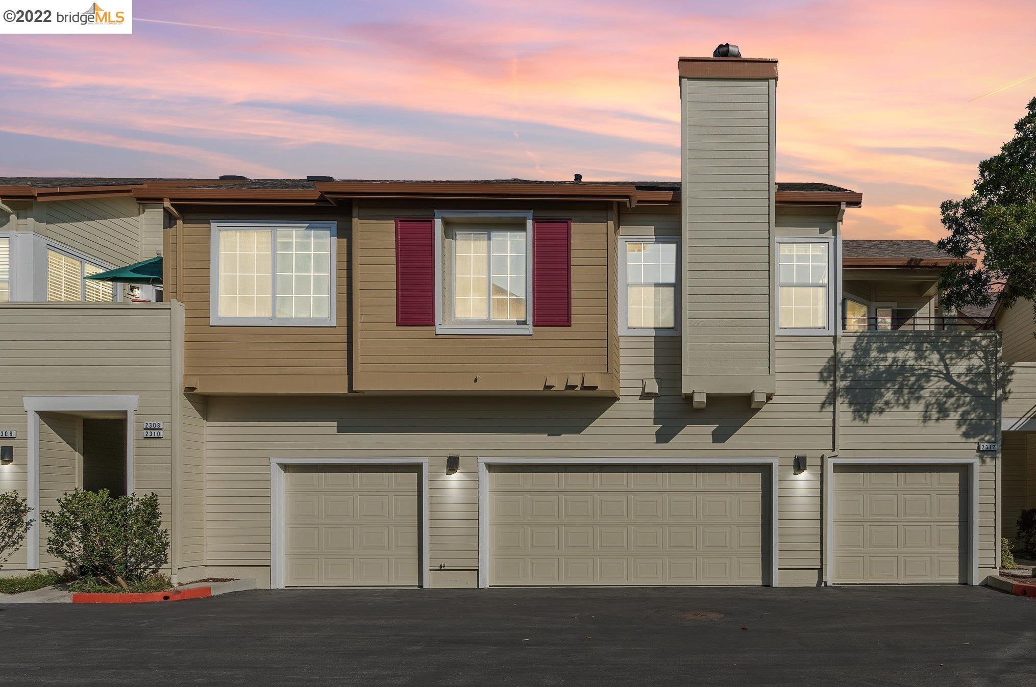 2308 Dolphin Dr, Richmond, CA 94804-7472