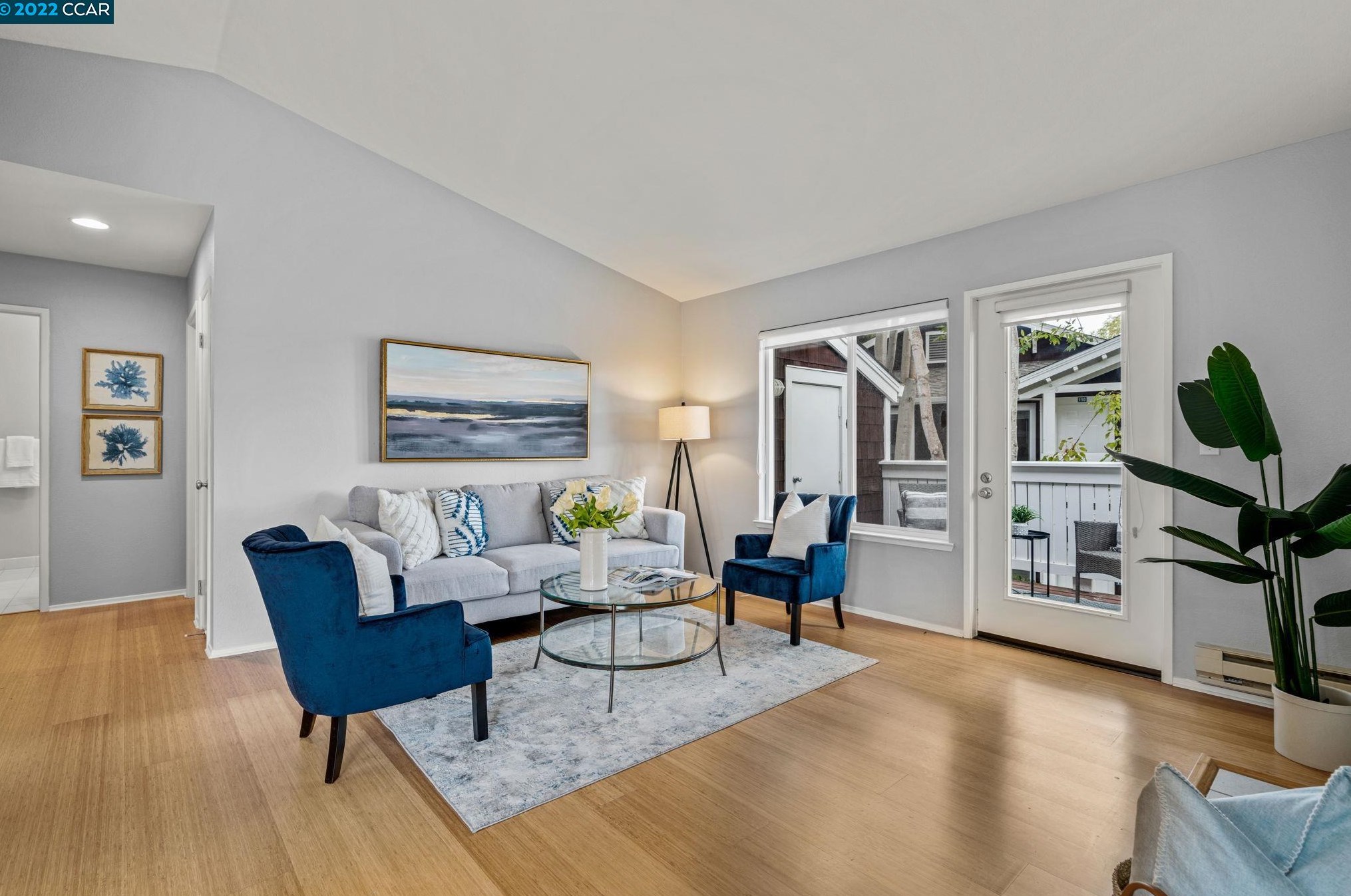 116 Marina Lakes Dr, Richmond, CA 94804-7451