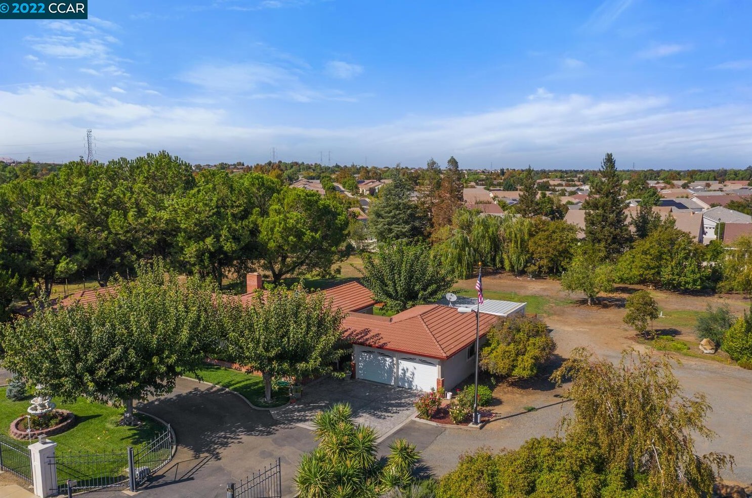 1901 Concord Ave, Los Angeles CA  94513-4929 exterior
