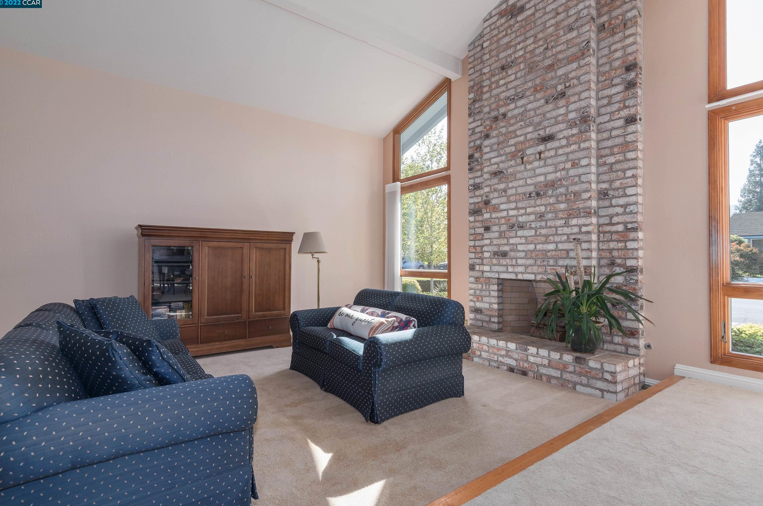 2774 Tumwater Dr, Walnut Creek, CA 94598-4443