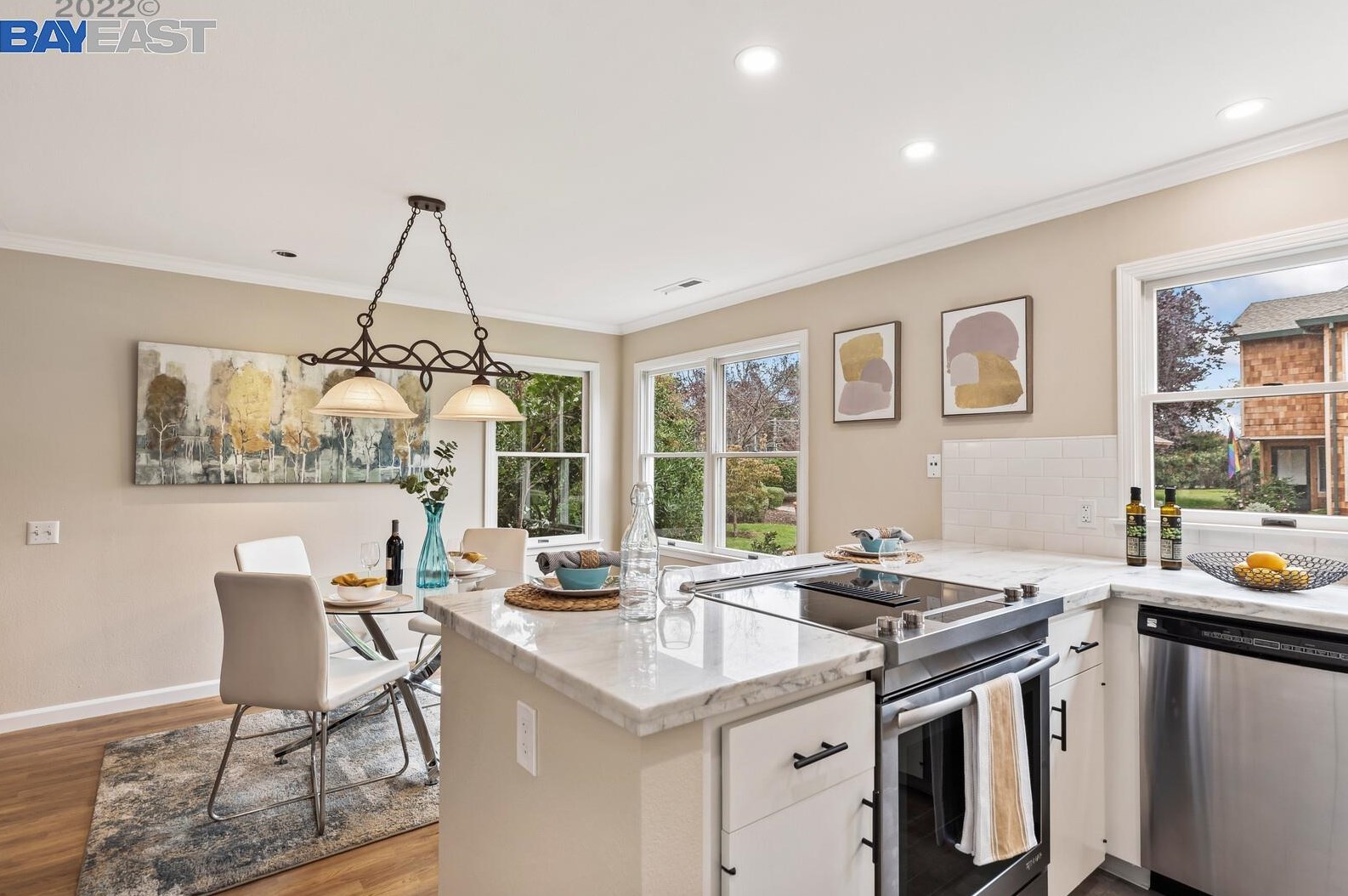 108 Centre Ct, Alameda CA  94502-6509 exterior