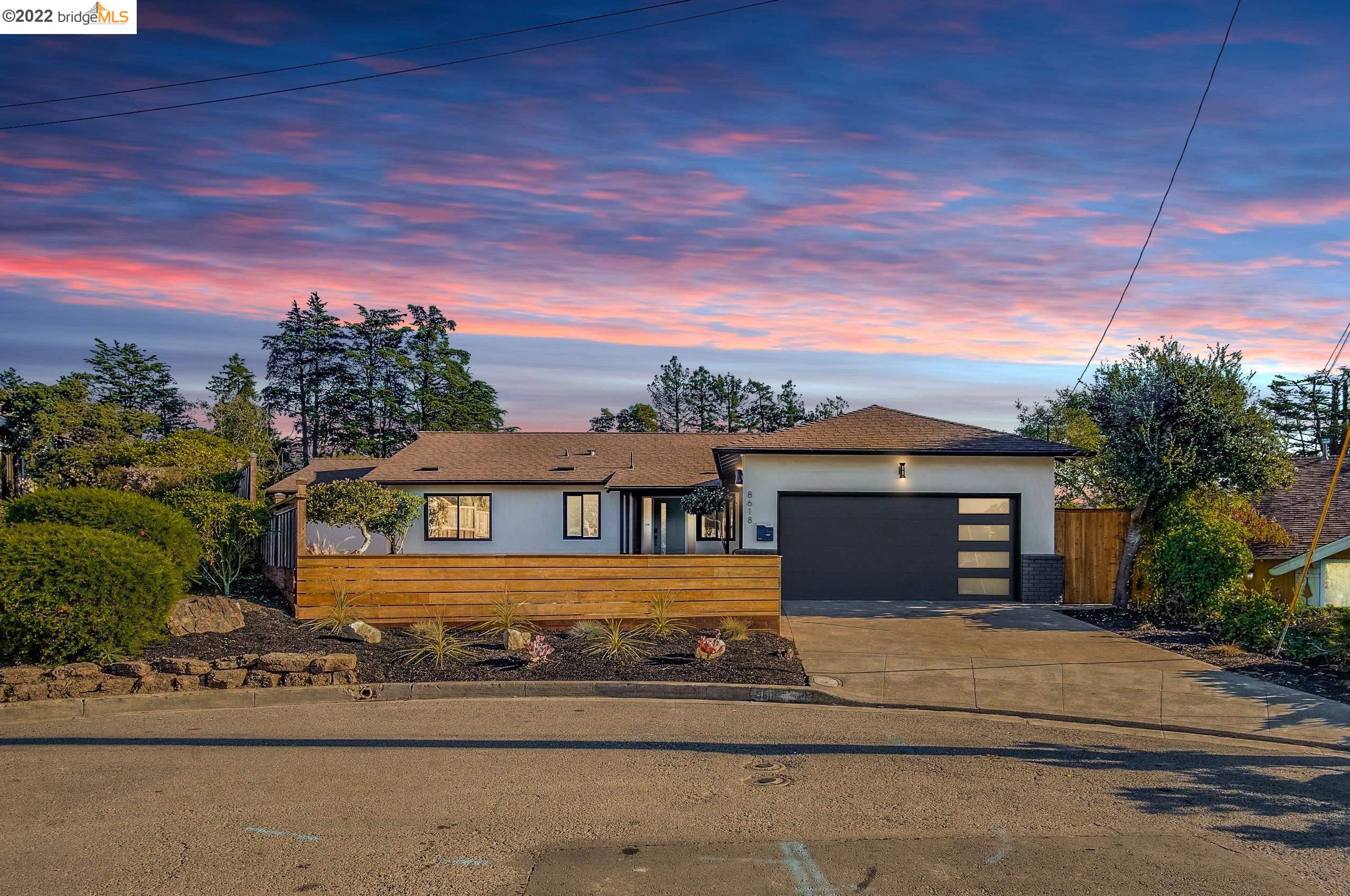 8618 Edgehill Ct, Richmond, CA 94530-2736
