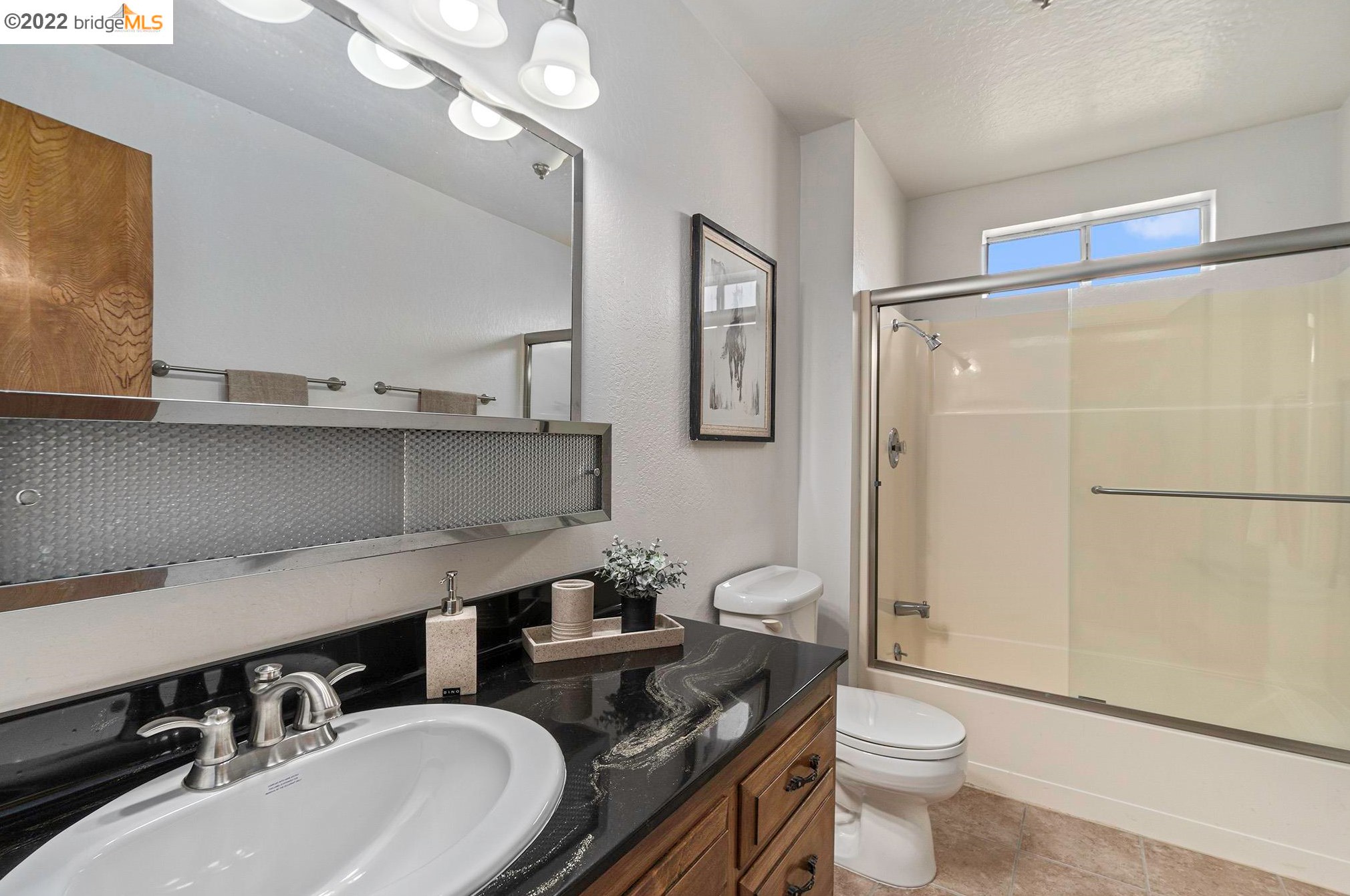 874 Dainty Ave, Los Angeles CA  94513-1206 exterior