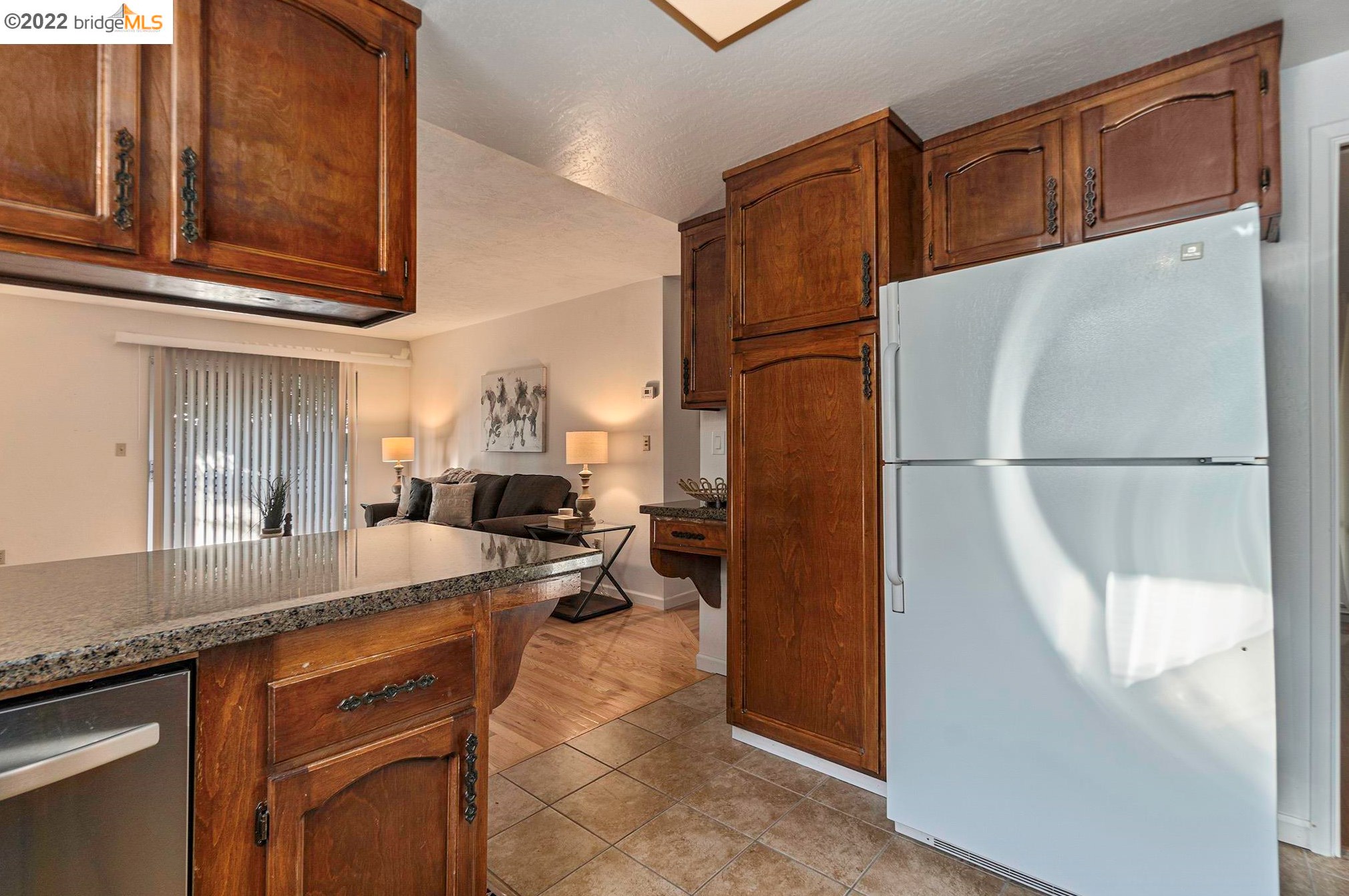 874 Dainty Ave, Los Angeles CA  94513-1206 exterior