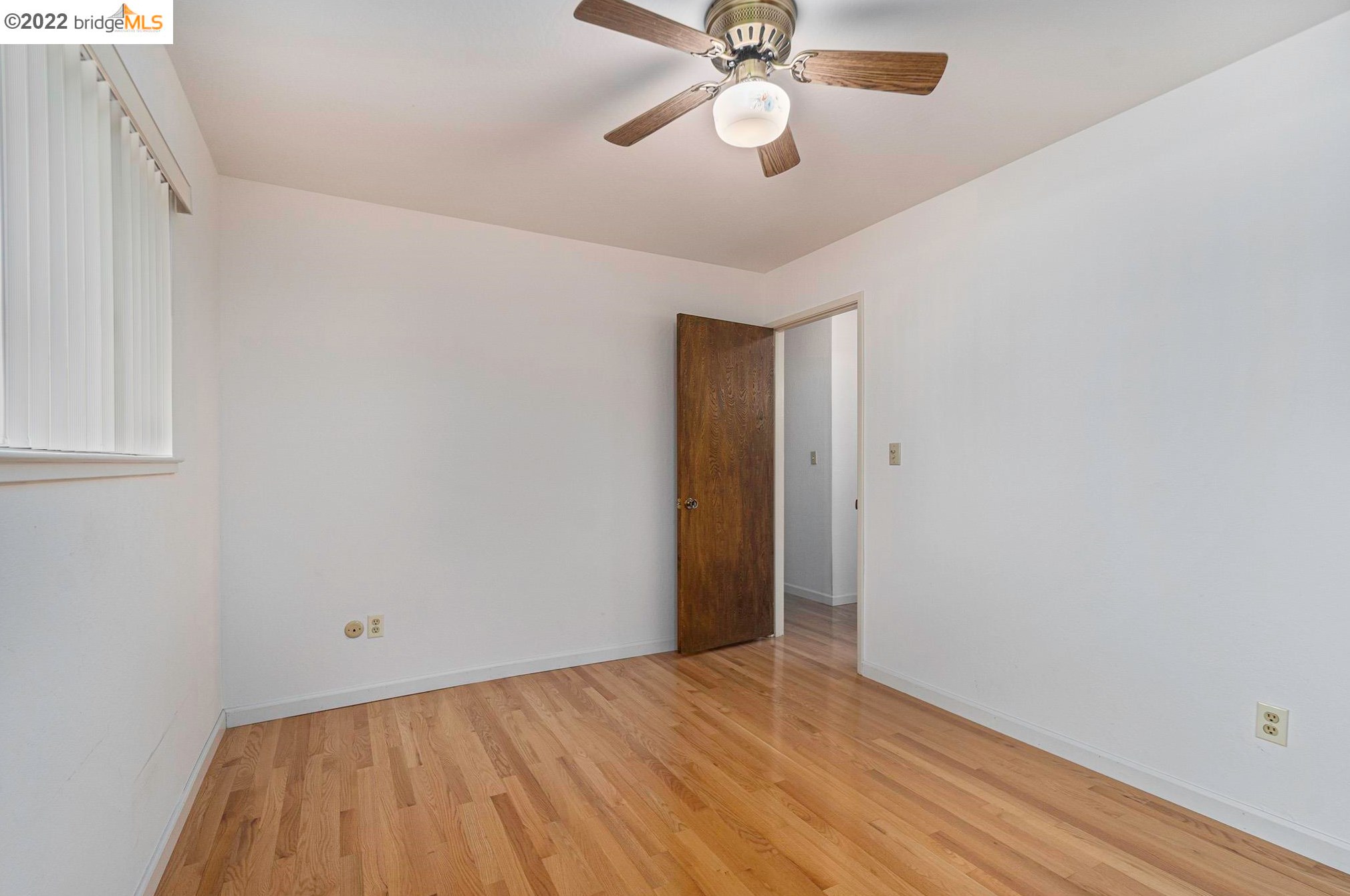 874 Dainty Ave, Los Angeles CA  94513-1206 exterior