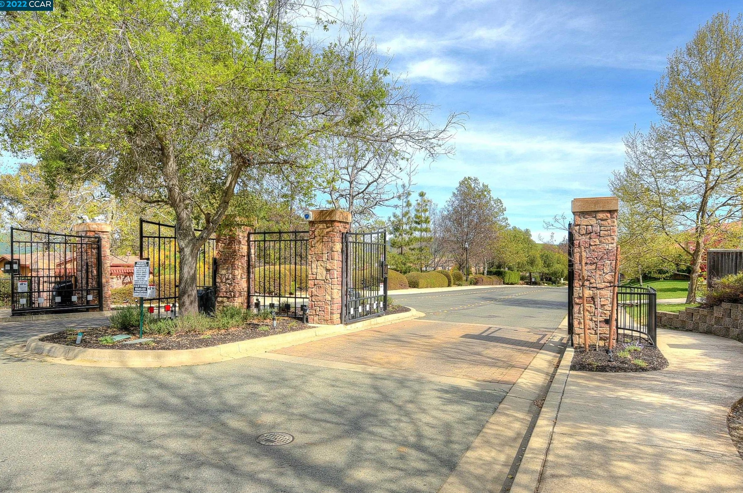 1282 Kestrel Ct, Concord, CA 94521