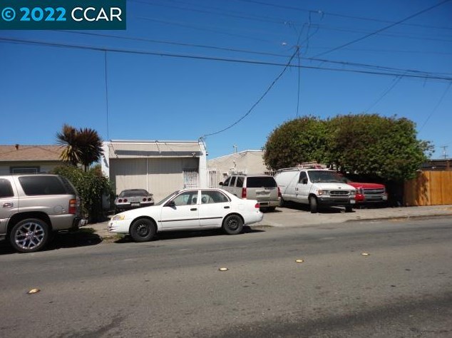 647 Harbour Way, Richmond, CA 94801-2748